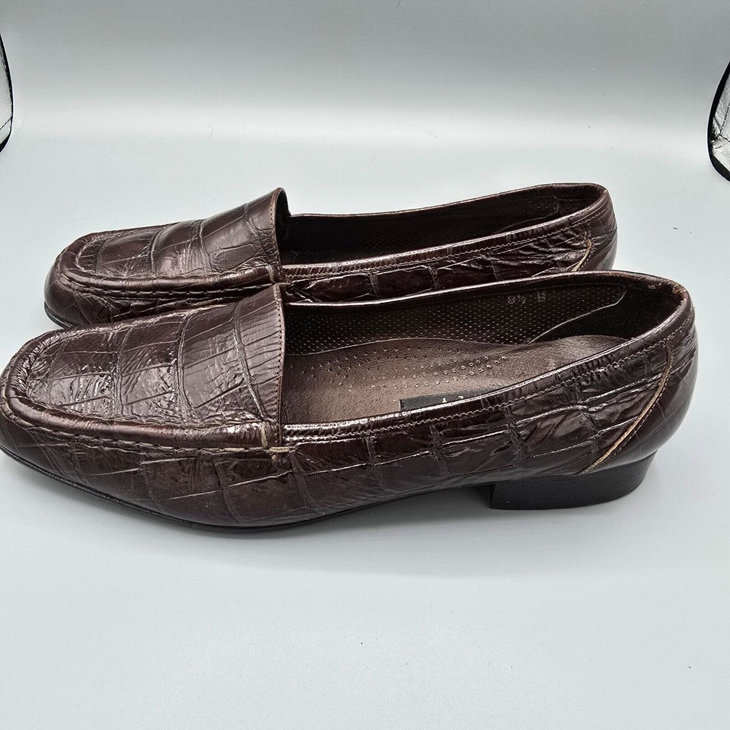 Vintage Women's Amalfi Italy Embossed Crocodile Print Leather Loafers (8.5B)