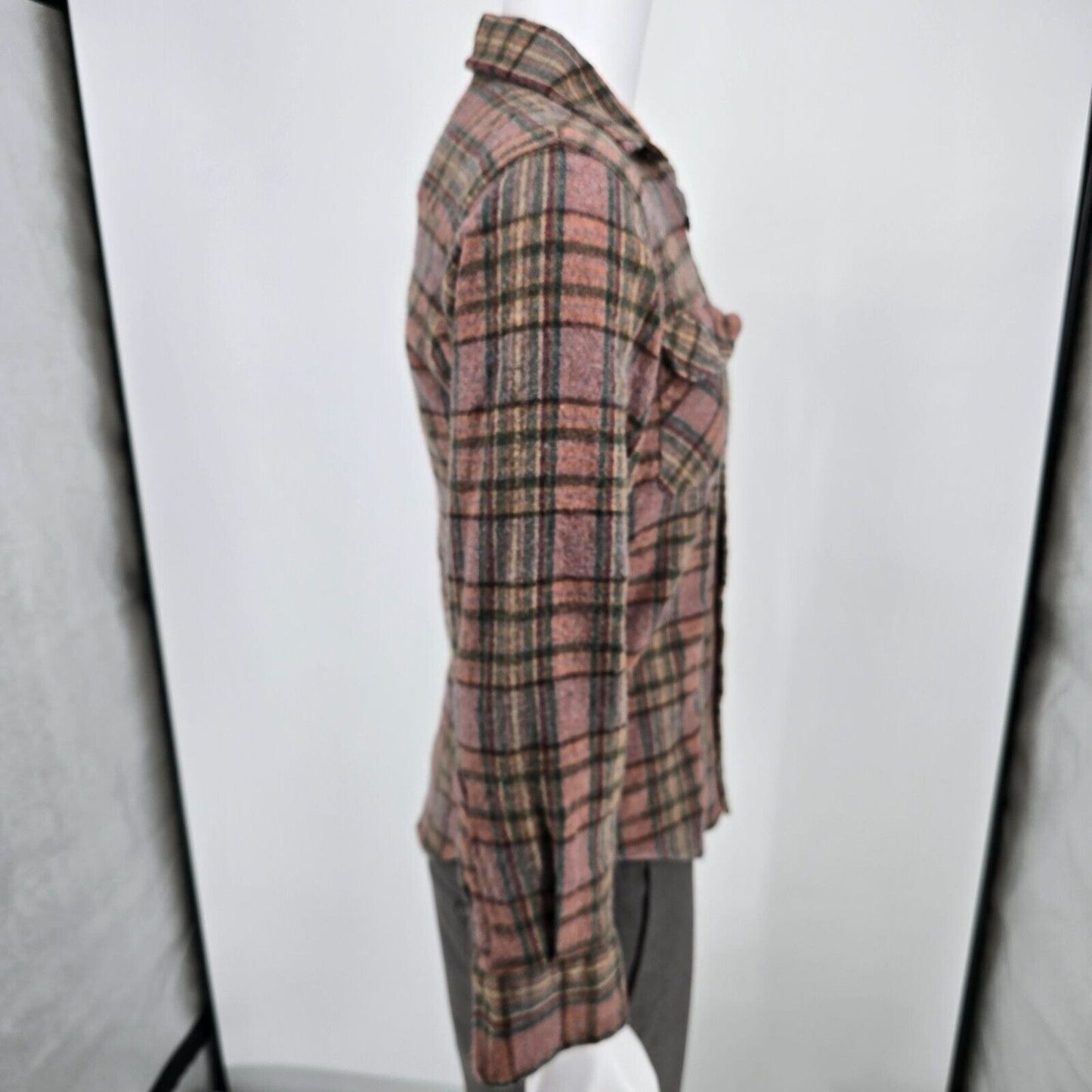 Vintage 1980s Arrow Sportswear Mens Pink Plaid Wool Blend Flannel Shirt (XS/S)