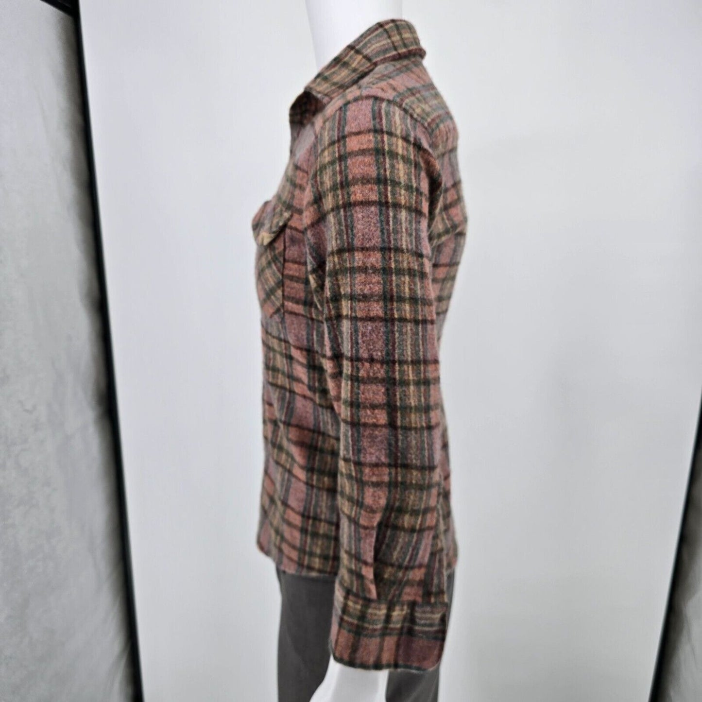 Vintage 1980s Arrow Sportswear Mens Pink Plaid Wool Blend Flannel Shirt (XS/S)