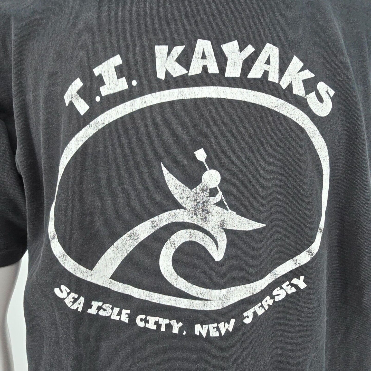 Vintage Y2K T.I. Kayaks Sea Isle City, New Jersey Single-Stitch T-Shirt (L)