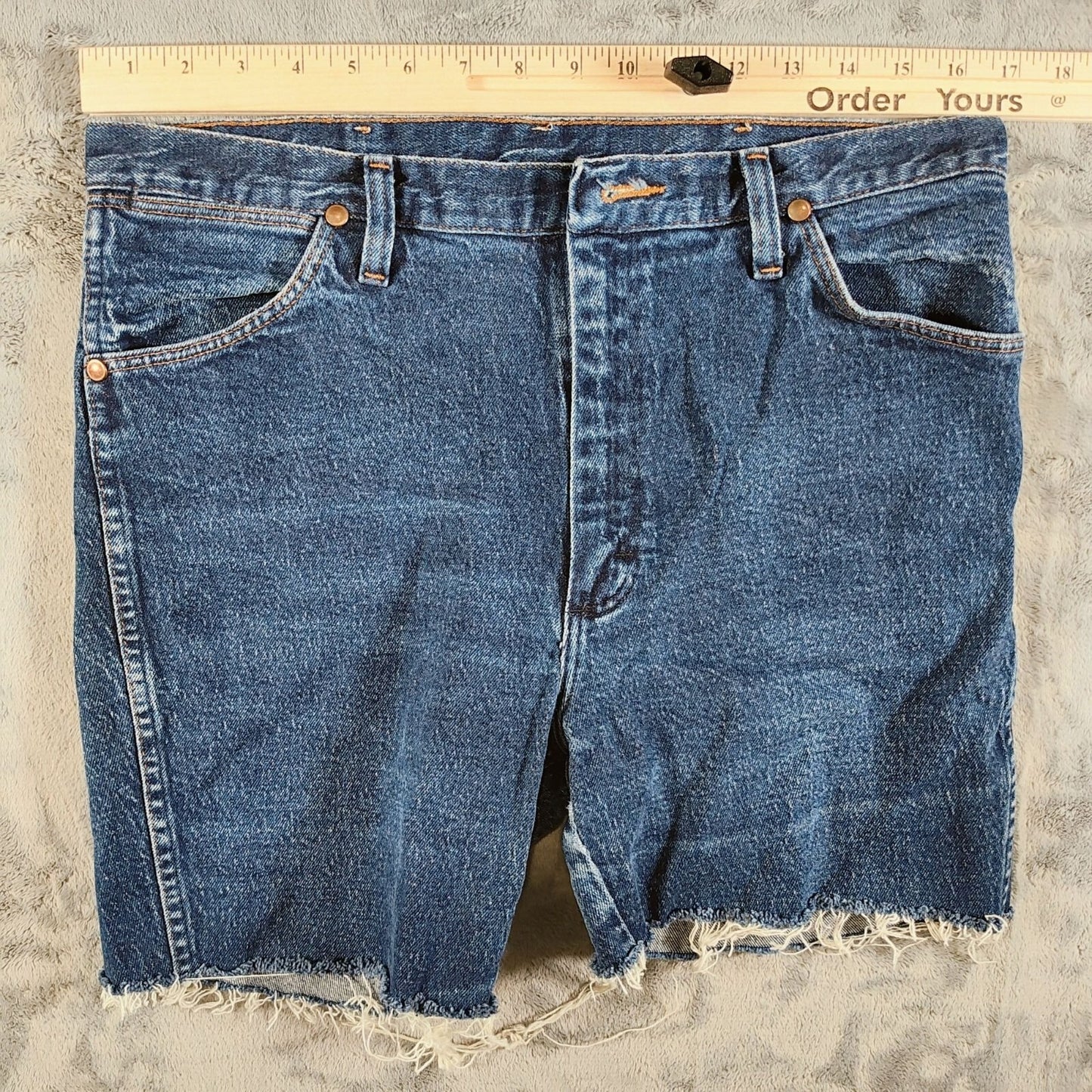 Y2K Wrangler Mens 947STR Cowboy Cut Stretch Jeans DIY Cut Off Shorts (Size 34)
