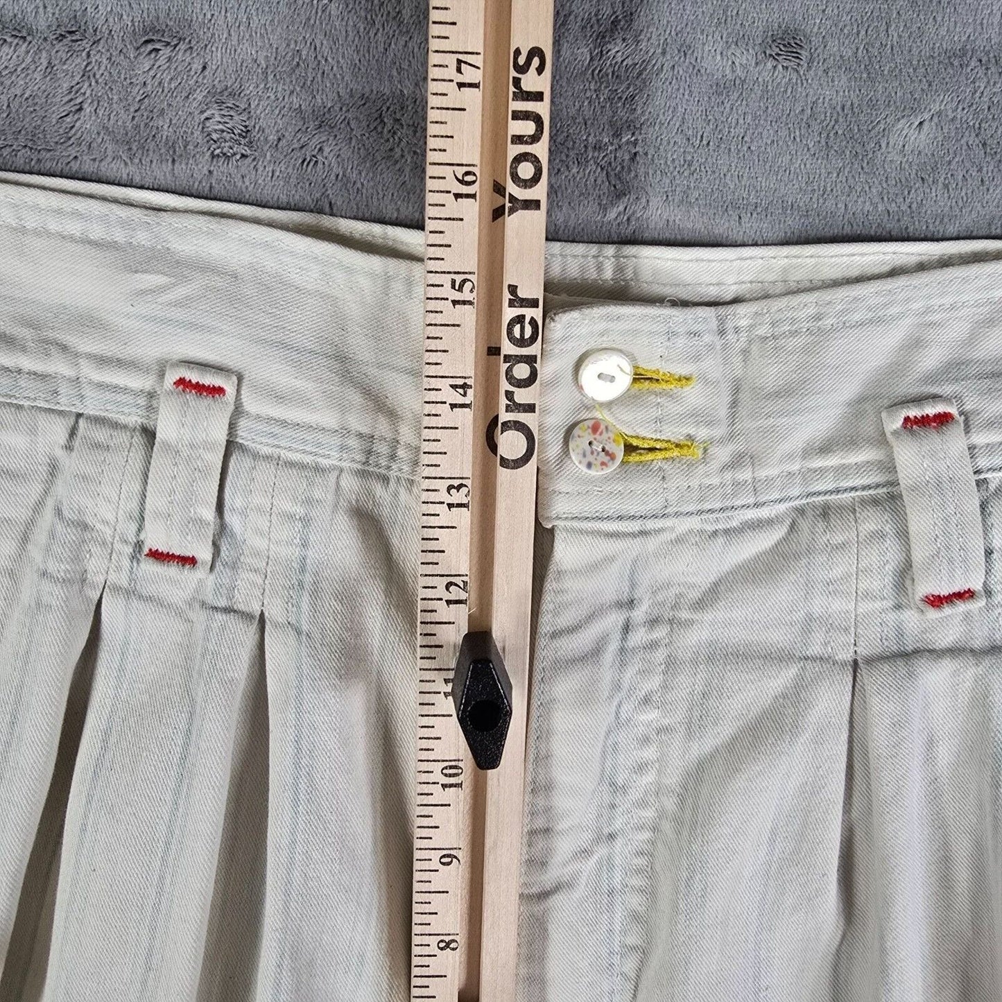 Vintage 1980s Distressed Lee "Puttering Around" Striped Golf Jeans (Juniors 13)