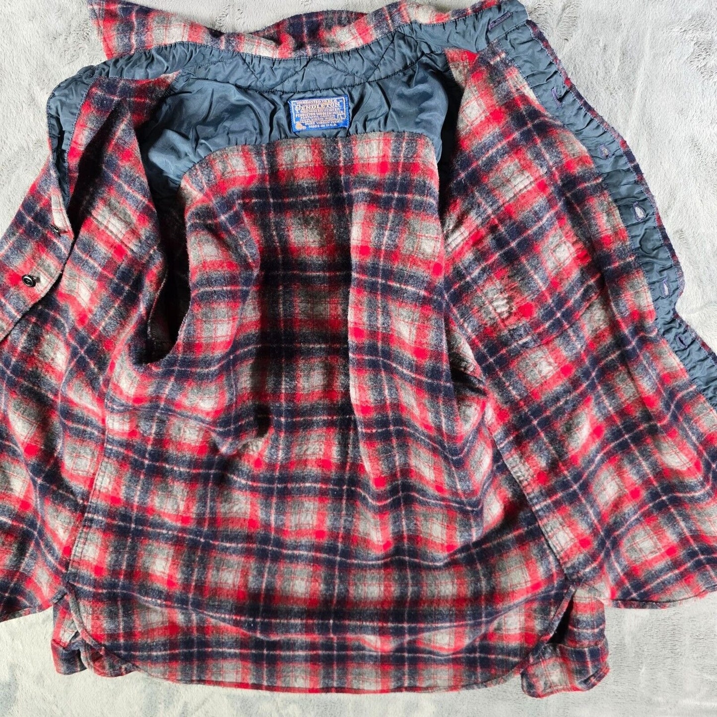 Vintage 1980s Pendleton Quilted Collar Red/Blue Plaid Wool Field Shirt (S) *Fair