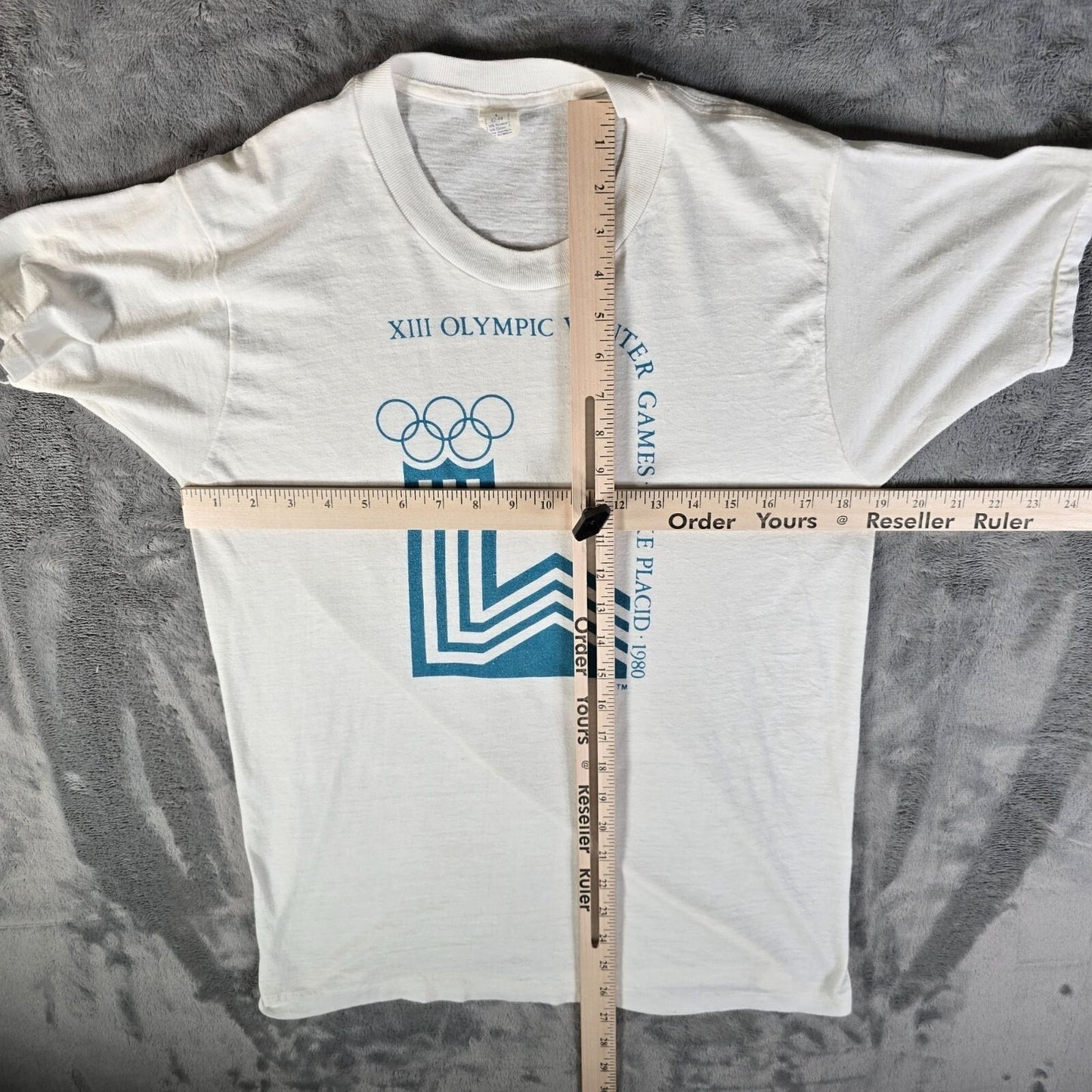 Vintage 1980s XII Olympic Winter Games Lake Placid 1980 White T-Shirt (S/M)