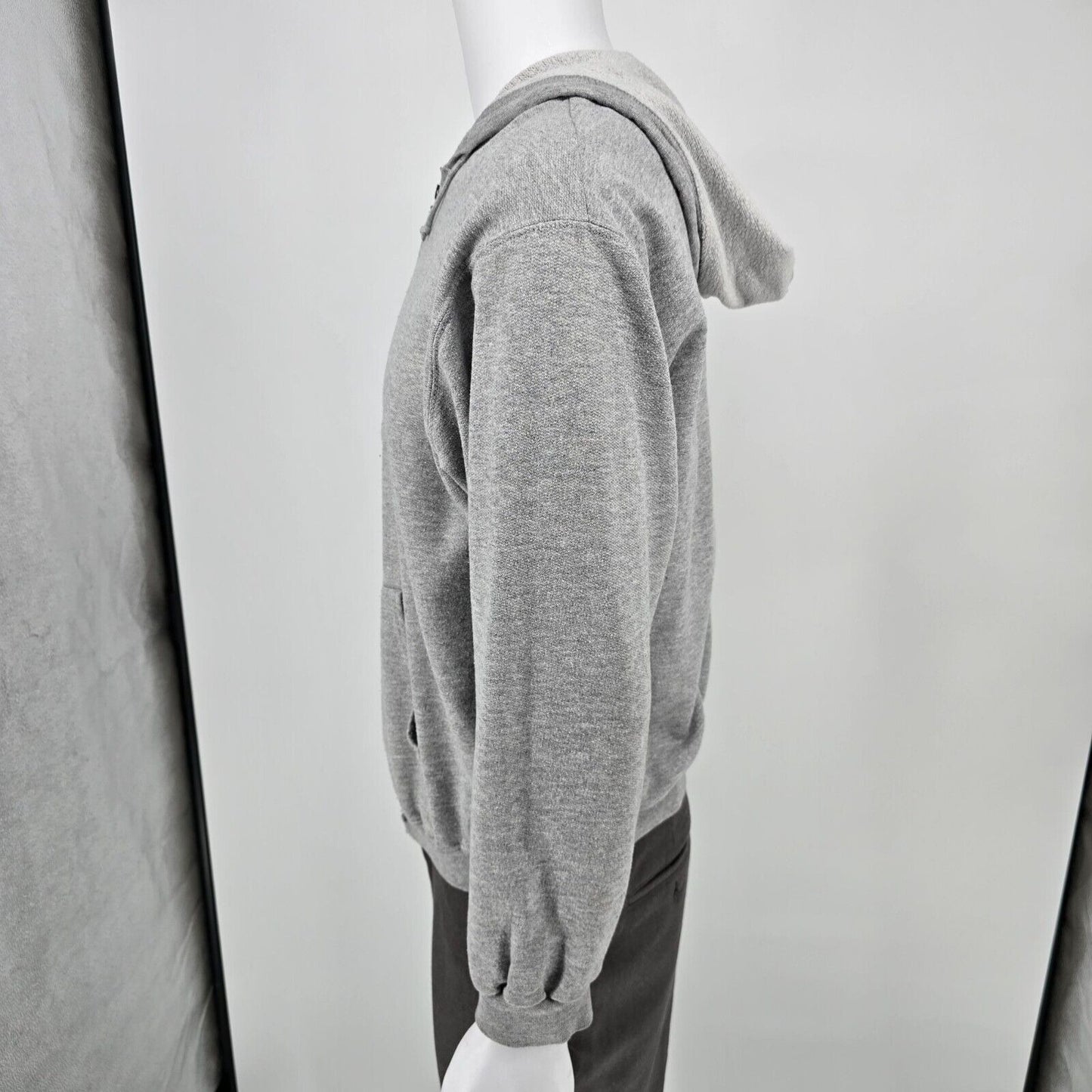 Distressed Vintage Y2K Jerzees Gray Terry-Lined Full-Zip Hooded Sweatshirt (M)