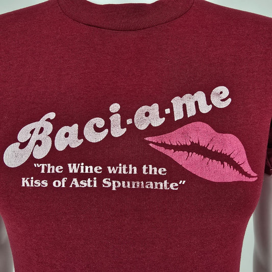 Vintage 1980s Baci-a-me "The Wine with the Kiss of Asti Spumante" T-Shirt (S)