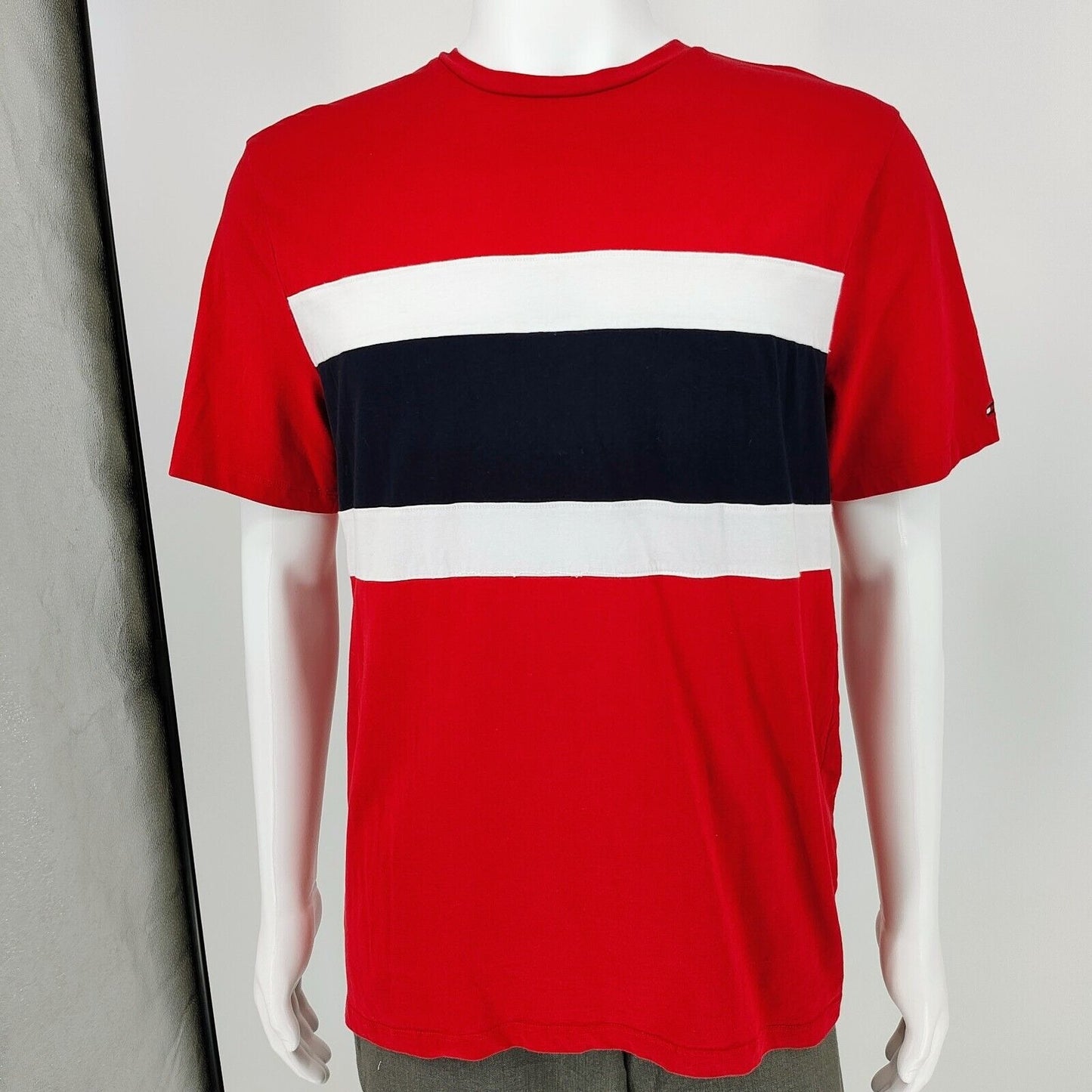 Tommy Hilfiger Men's Colorblock Stripe Red Crewneck T-Shirt (XL)