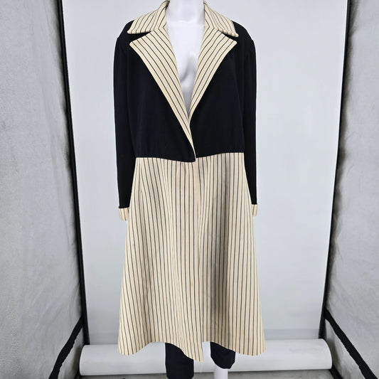 Vintage Early 1970s R&K Knits Black & Cream Pinstripe Contrast Dress (L) *Flaw