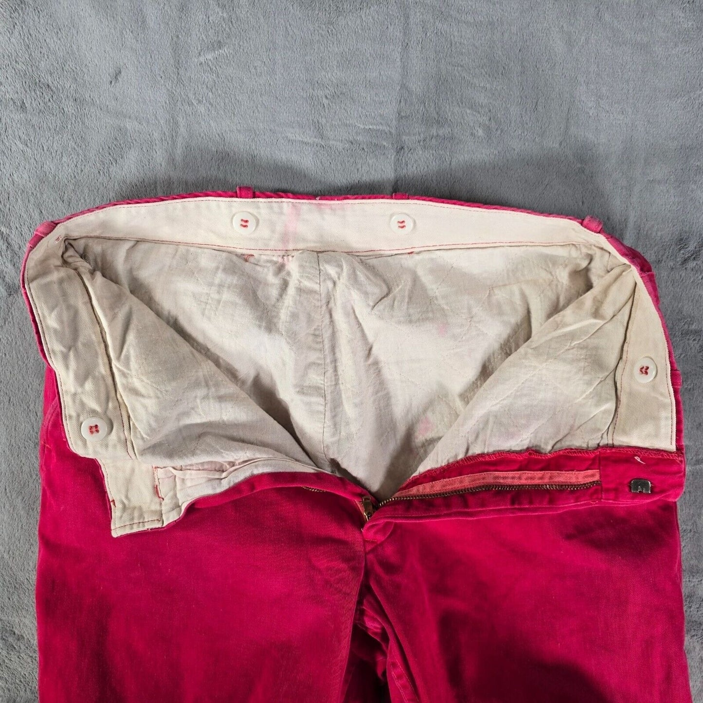 Vintage Thrashed 1940s/1950s Red Cold Weather Hunting/Workwear Pants (31x28)