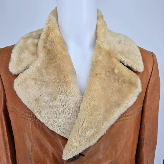 Vintage 1970s Cortefiel Made in Spain Shearling Collar Leather Car Coat (40/M)