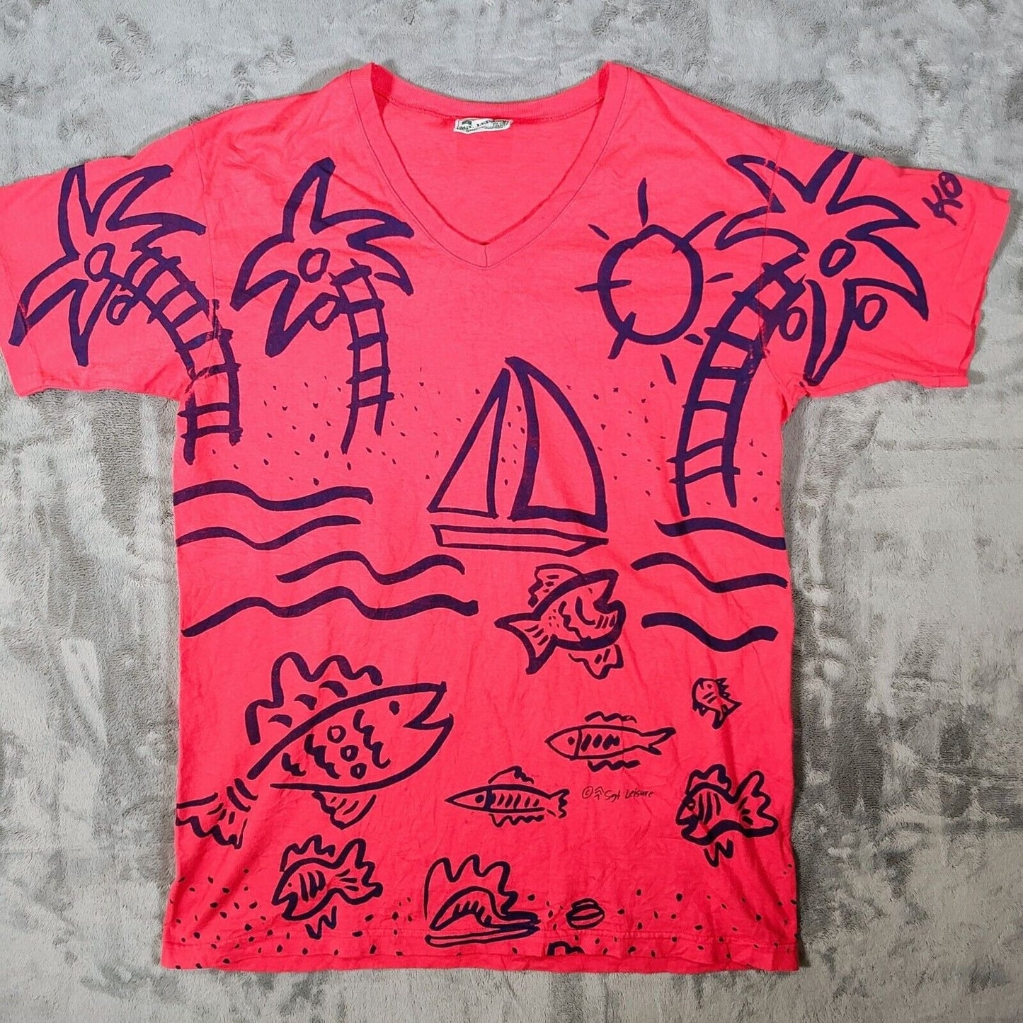 Vintage 1990 Sgt. Leisure All Over Print Red Graphic V-Neck T-Shirt (L)