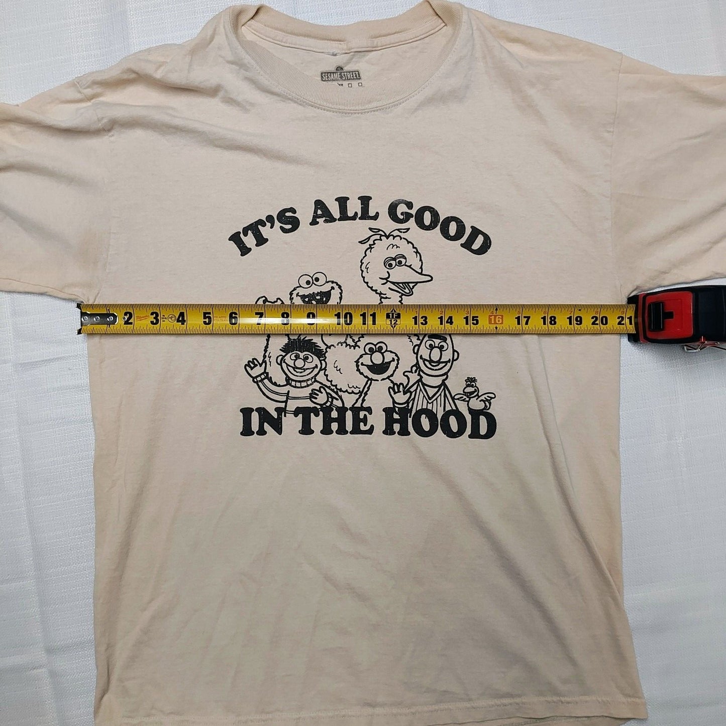 2000s Retro Sesame Street "It's All Good In The Hood" Graphic T-Shirt (Large)