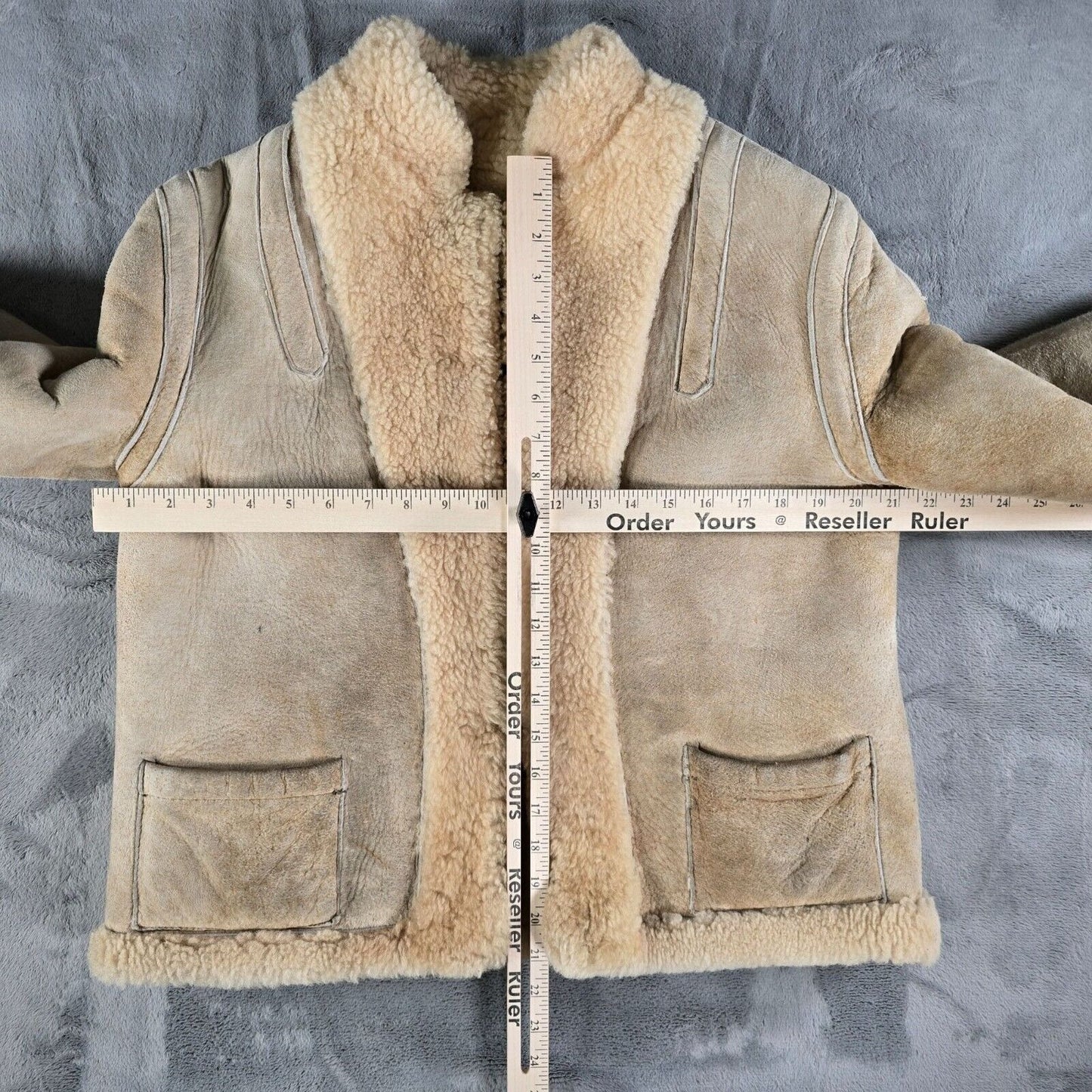 Vintage 1960s Tannery East Reversible Shearling Sheepskin Aviator Jacket (M)