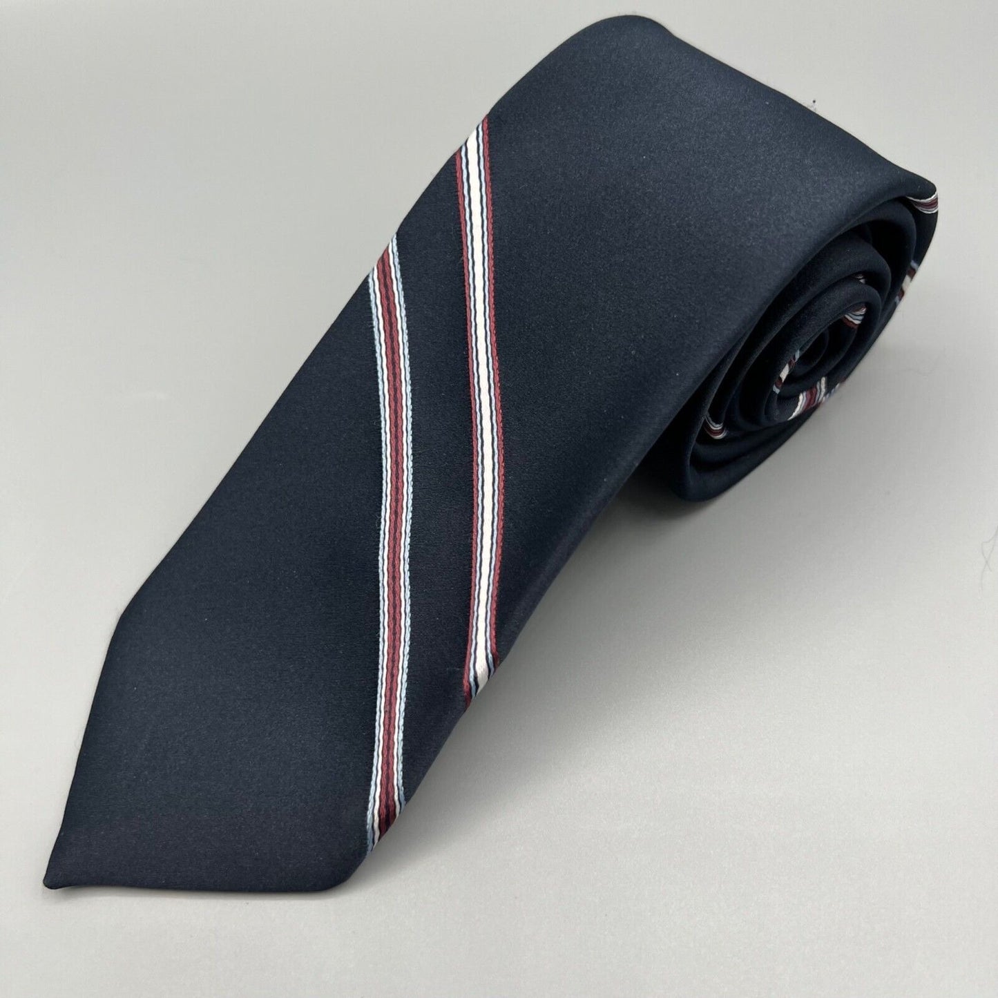 Vintage 1960s Wemlon Wash'N'Wear by Wembley Navy Blue Striped Mens Necktie