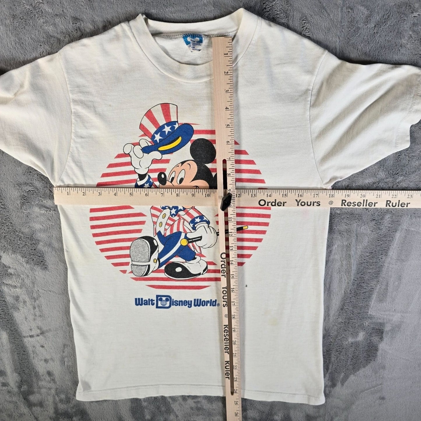 Distressed Vintage 1980s Walt Disney World Patriotic Mickey Mouse T-Shirt (S)