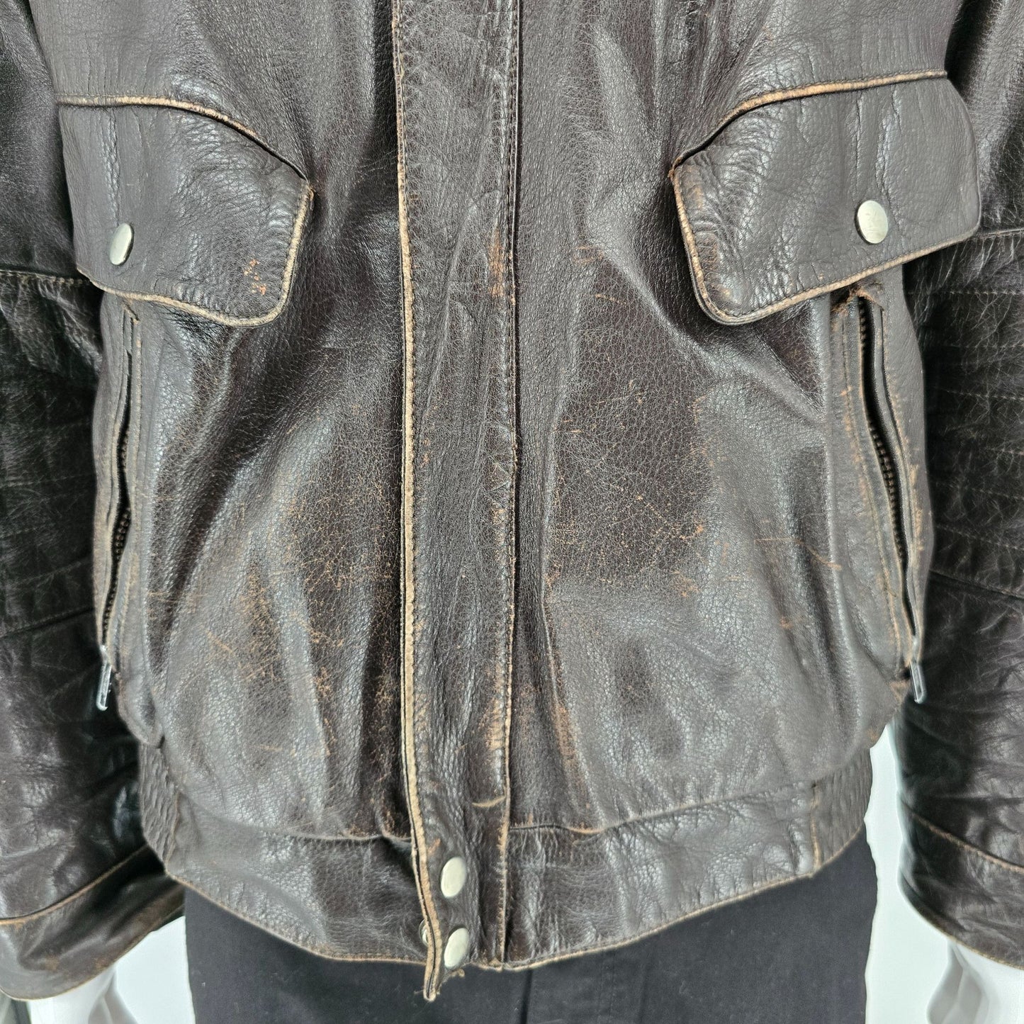 Distressed Vintage 1980s Giuseppi Verdi Dark Brown Leather Biker Jacket (L)
