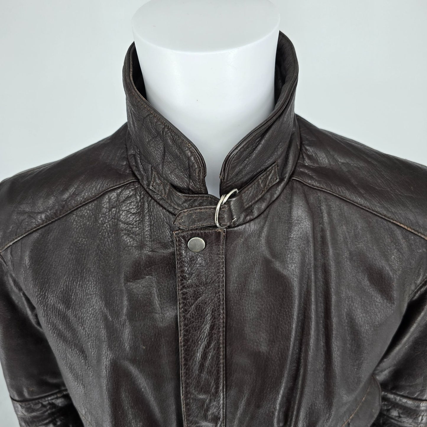 Distressed Vintage 1980s Giuseppi Verdi Dark Brown Leather Biker Jacket (L)