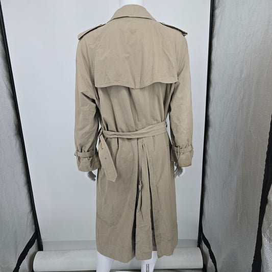 Distressed Vintage 1980s Burberrys Khaki Cotton Double-Breasted Trench Coat (42)