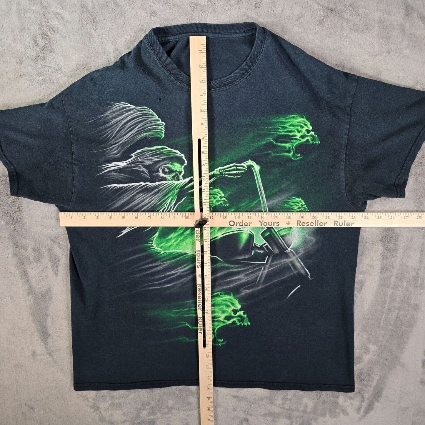 Vintage Y2K Grim Reaper/Ghost Rider Motorcycle Biker Graphic T-Shirt (XL)