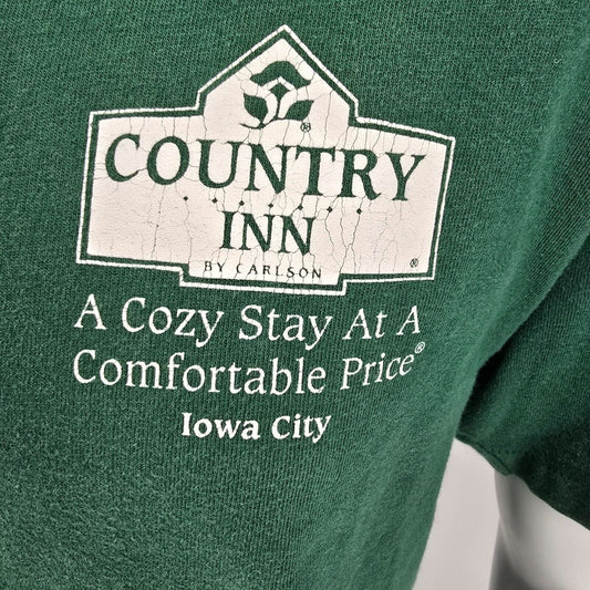 Vintage 1990s Country Inn By Carlson Iowa City Hanes Beefy-T T-Shirt (L)