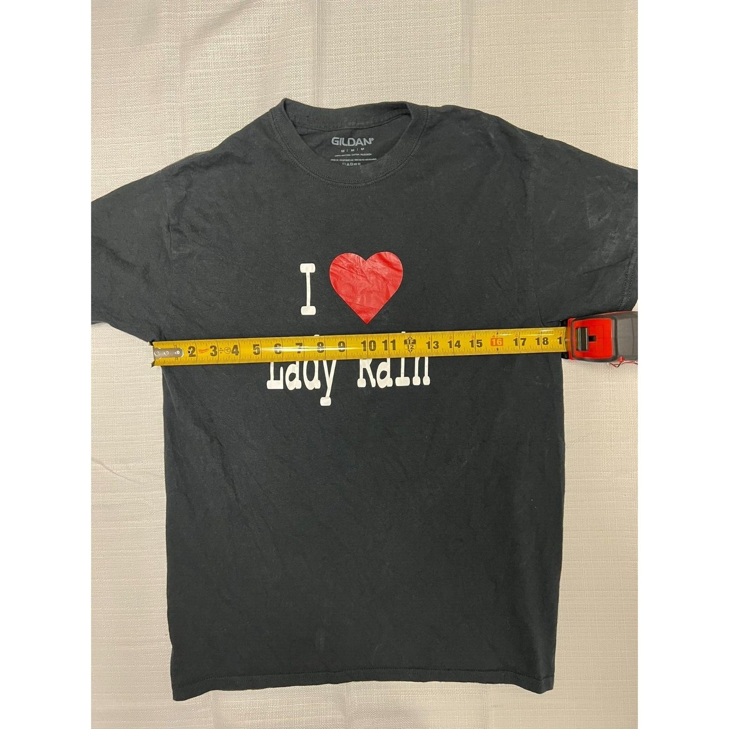 Black "I Love Lady Rain" Heart Graphic T-Shirt (Medium)
