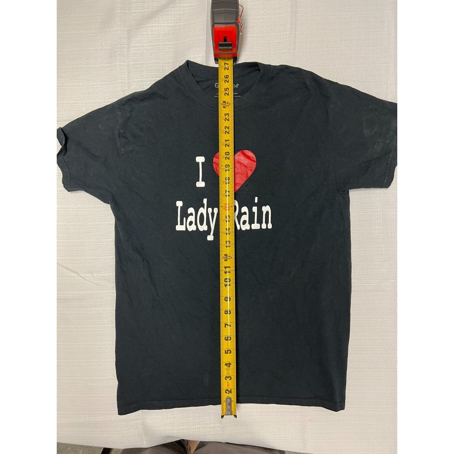 Black "I Love Lady Rain" Heart Graphic T-Shirt (Medium)