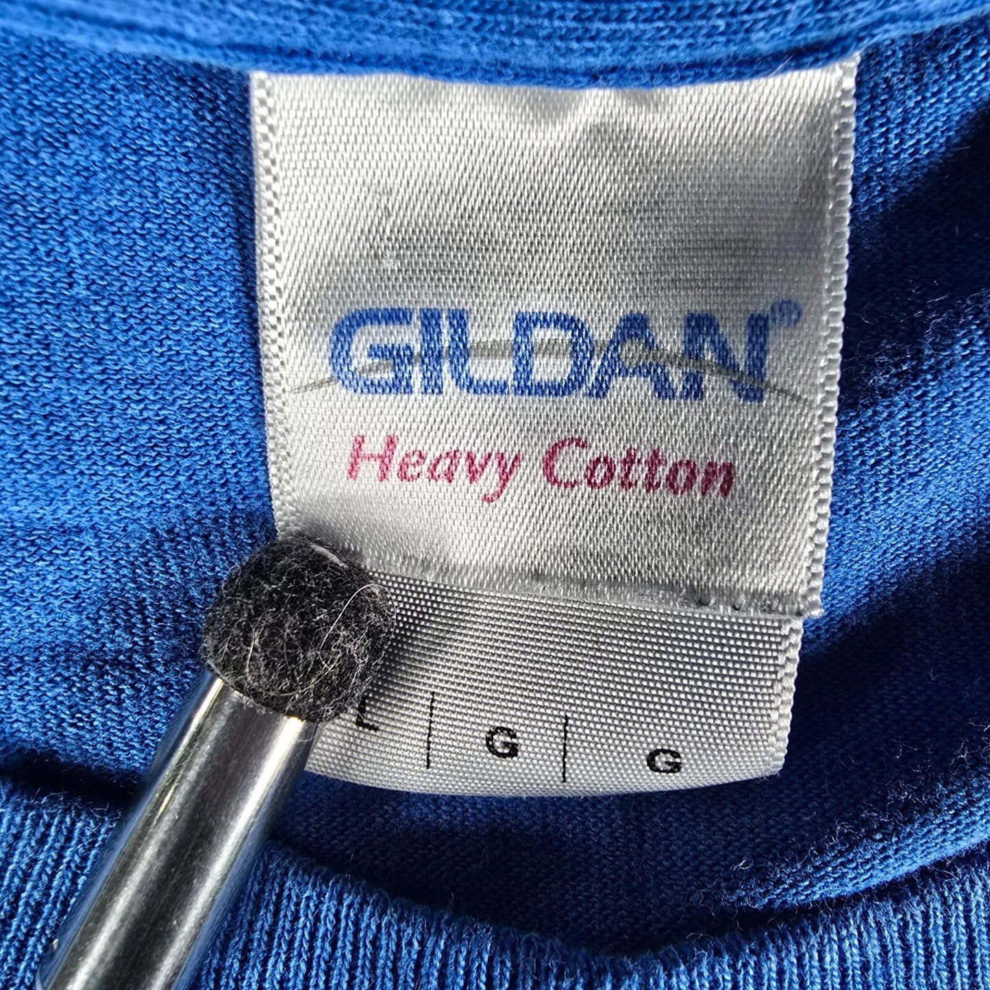 Distressed 2010s Blue Gildan Heavy Cotton Kentucky Basketball T-Shirt (L)