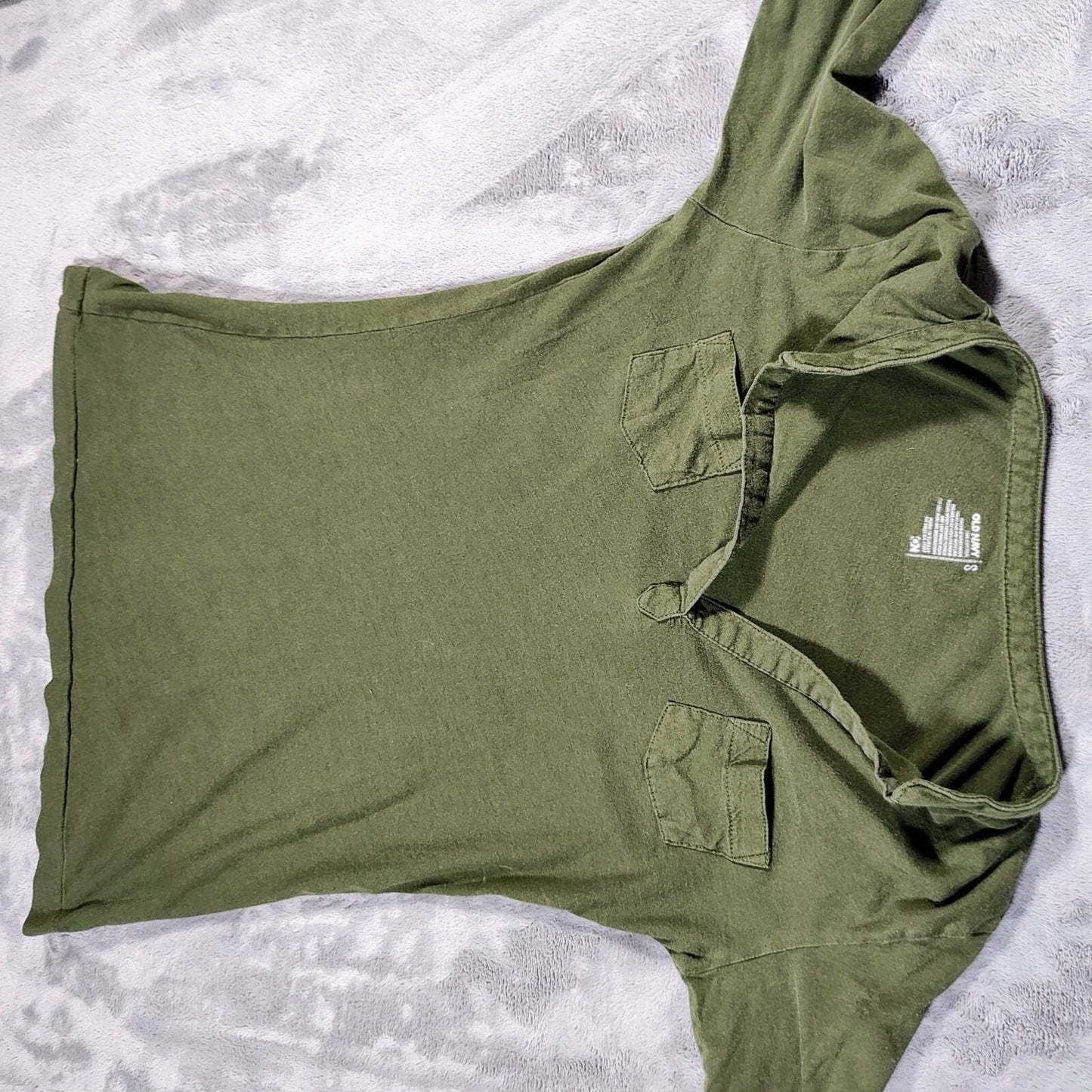 Old Navy Women's Army Green V-Neck Collared Cotton Shirt With Pockets (Small)