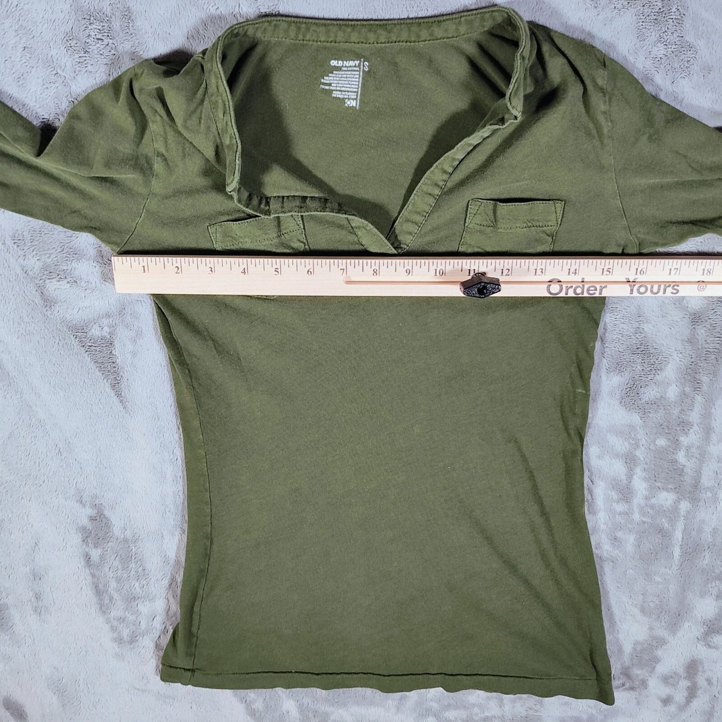 Old Navy Women's Army Green V-Neck Collared Cotton Shirt With Pockets (Small)
