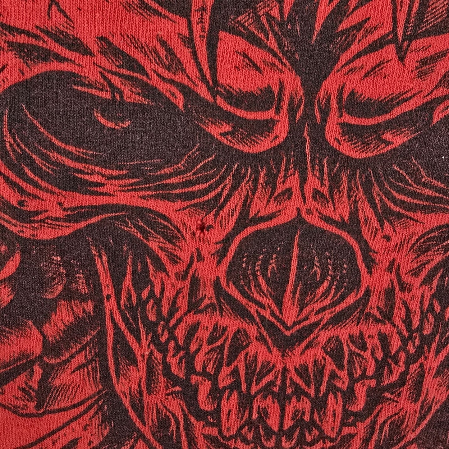 2011 Rockstar Energy Drink Mayhem Festival Heavy Metal Red T-Shirt (L) *FLAW