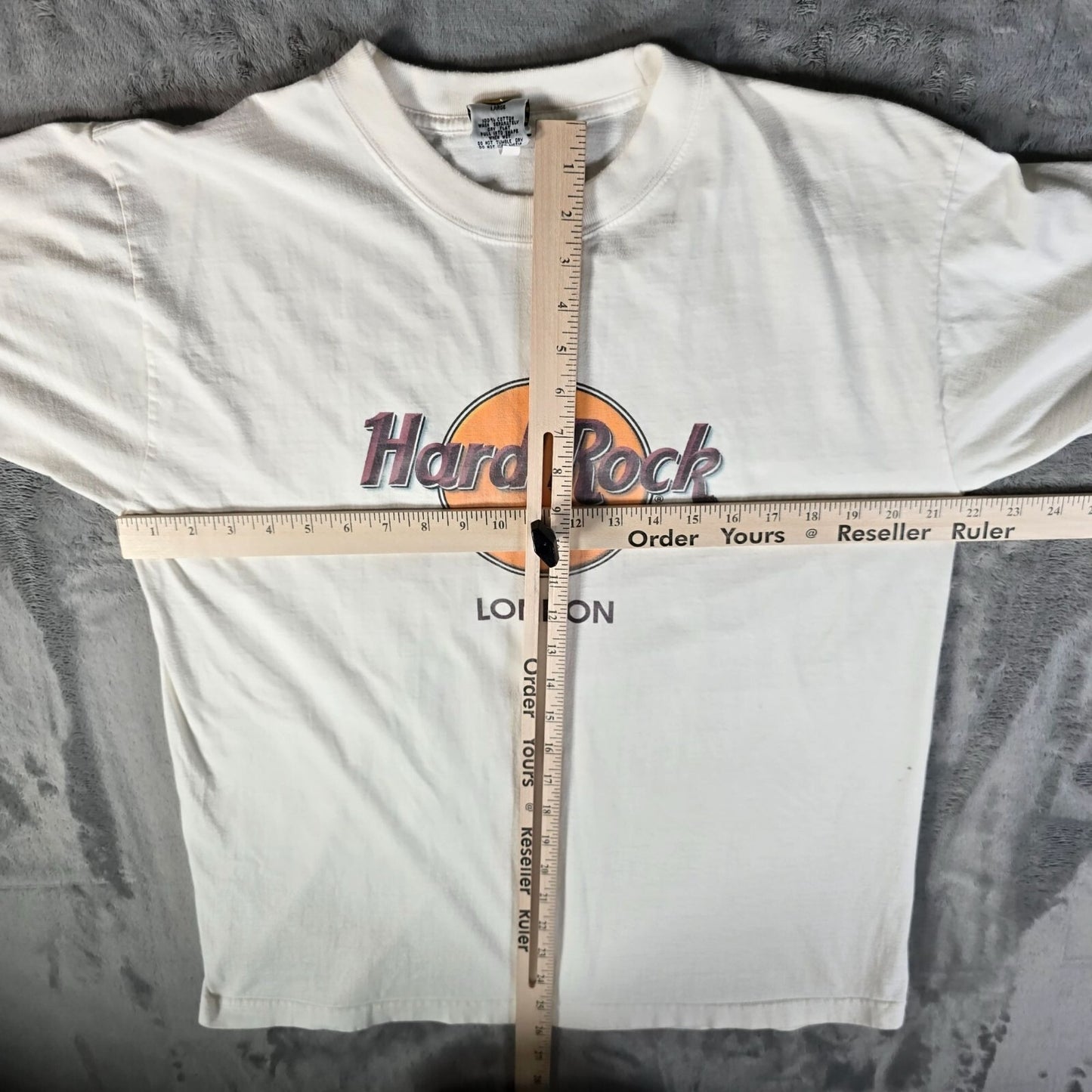 2010s Hard Rock Cafe London Souvenir White Cotton Logo T-Shirt (Large)