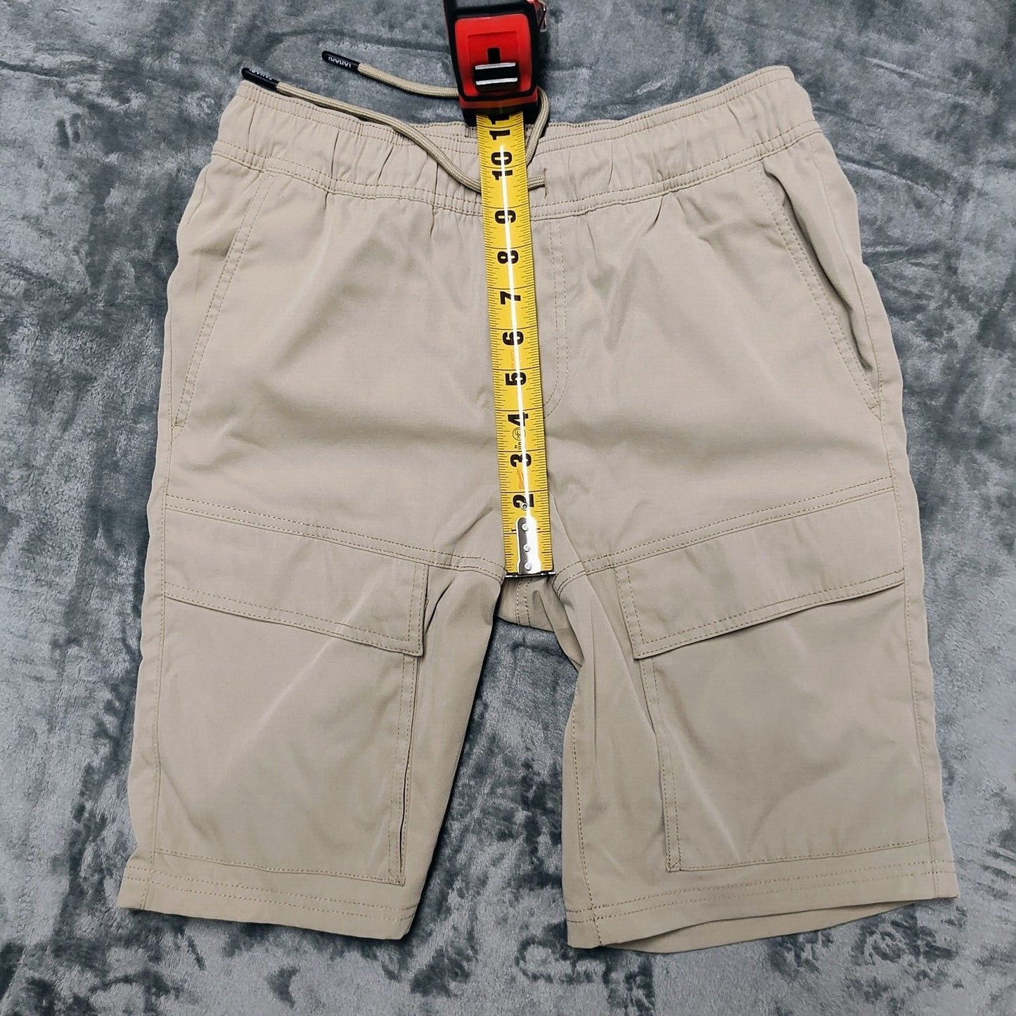 Tahari "Soho Tech Short" Pecan Elastic Waist Drawstring Cargo Shorts (Small)
