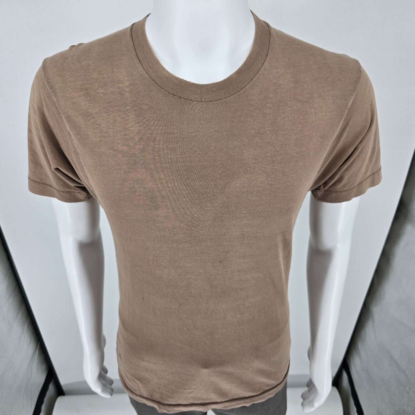Vintage Y2K Distressed U.S. Army Style Single-Stitch Military Brown T-Shirt (S)