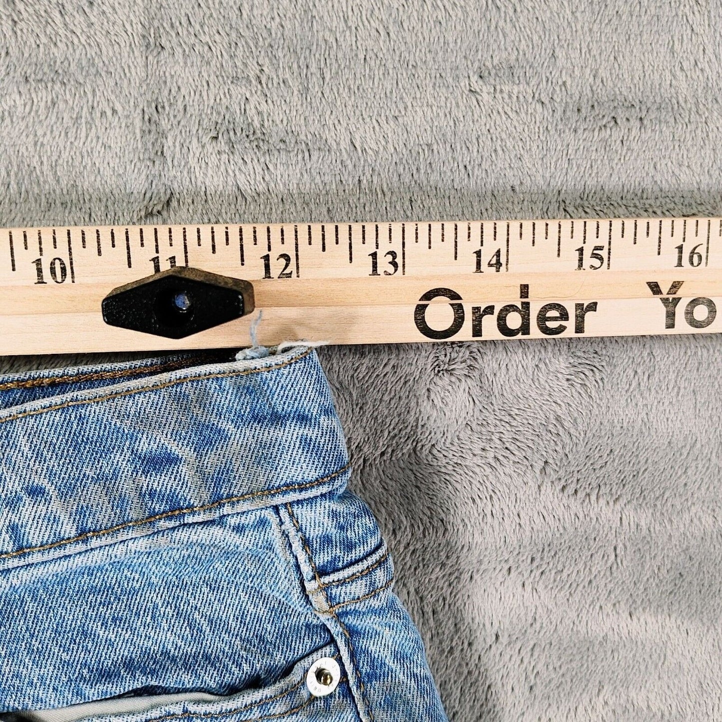 Universal Thread Goods Co "Vintage Straight" DIY Denim Cutoff Shorts (00/24R)