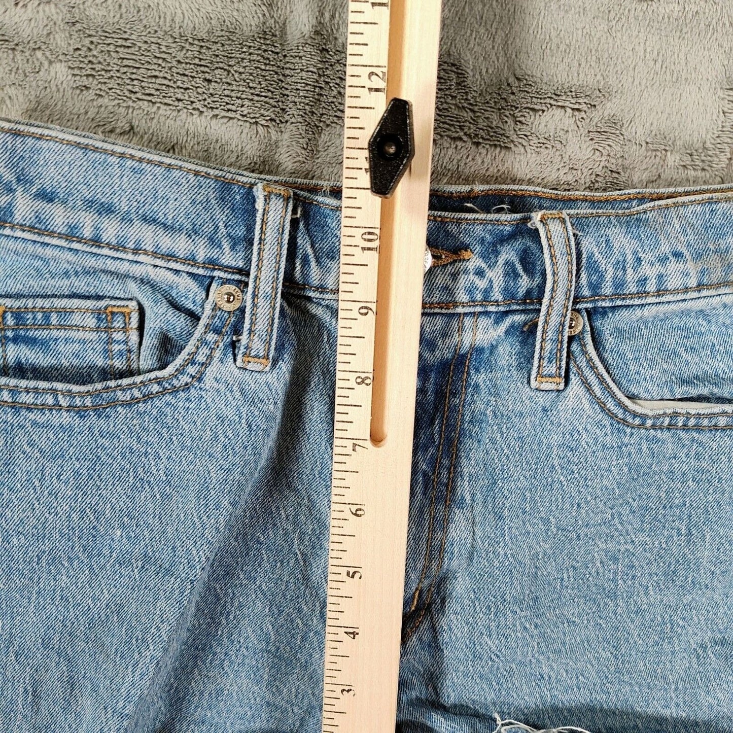Universal Thread Goods Co "Vintage Straight" DIY Denim Cutoff Shorts (00/24R)