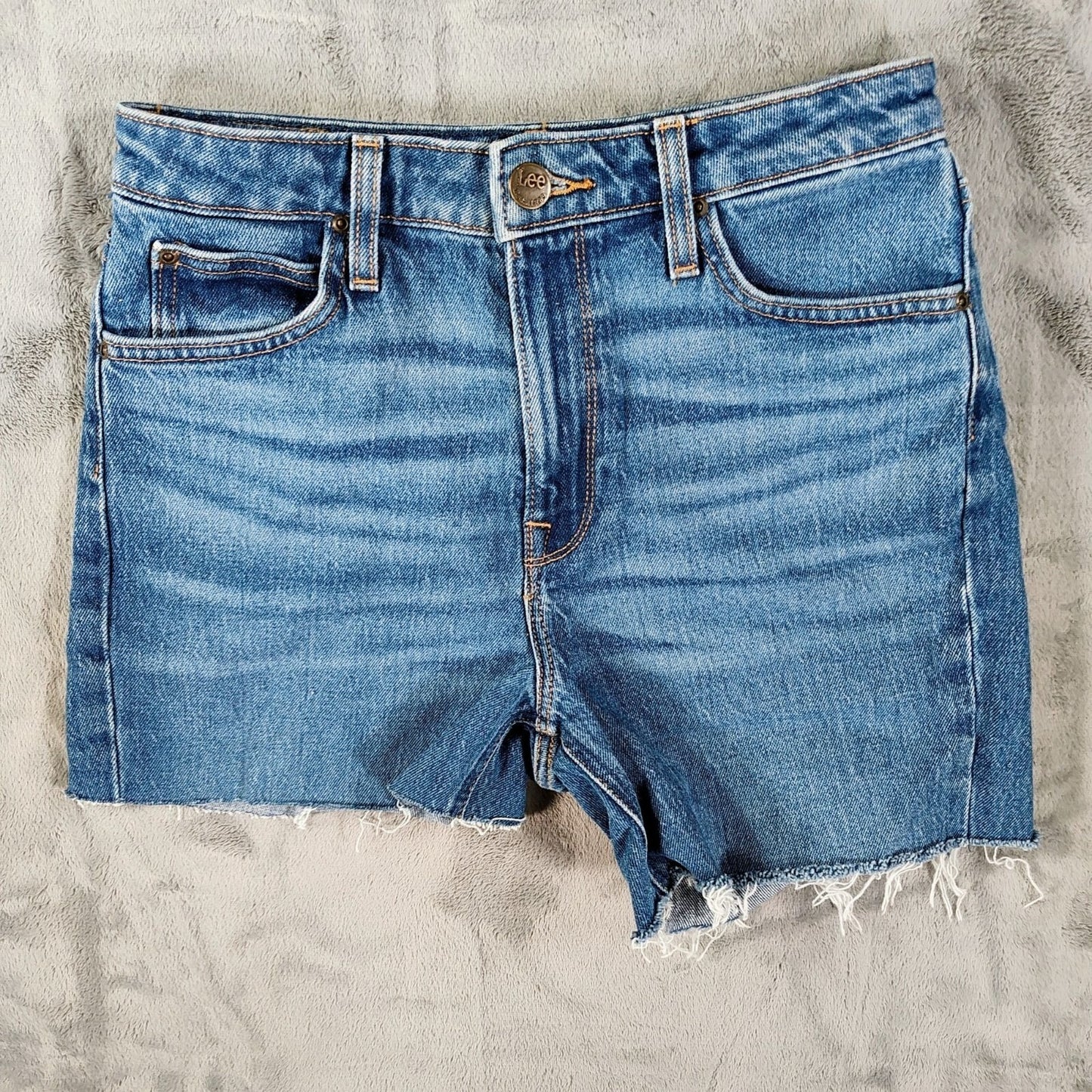 Lee Organic Cotton Women's "Carol" Denim DIY Cut-Off Jean Shorts (27" Waist)
