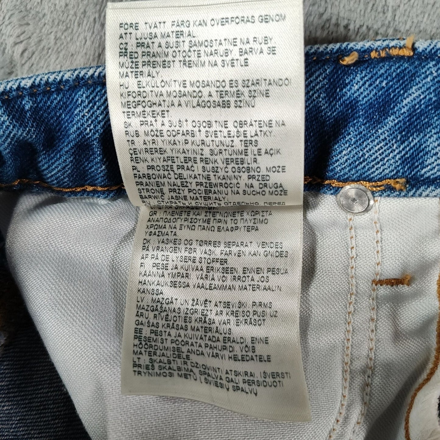 Lee Organic Cotton Women's "Carol" Denim DIY Cut-Off Jean Shorts (27" Waist)
