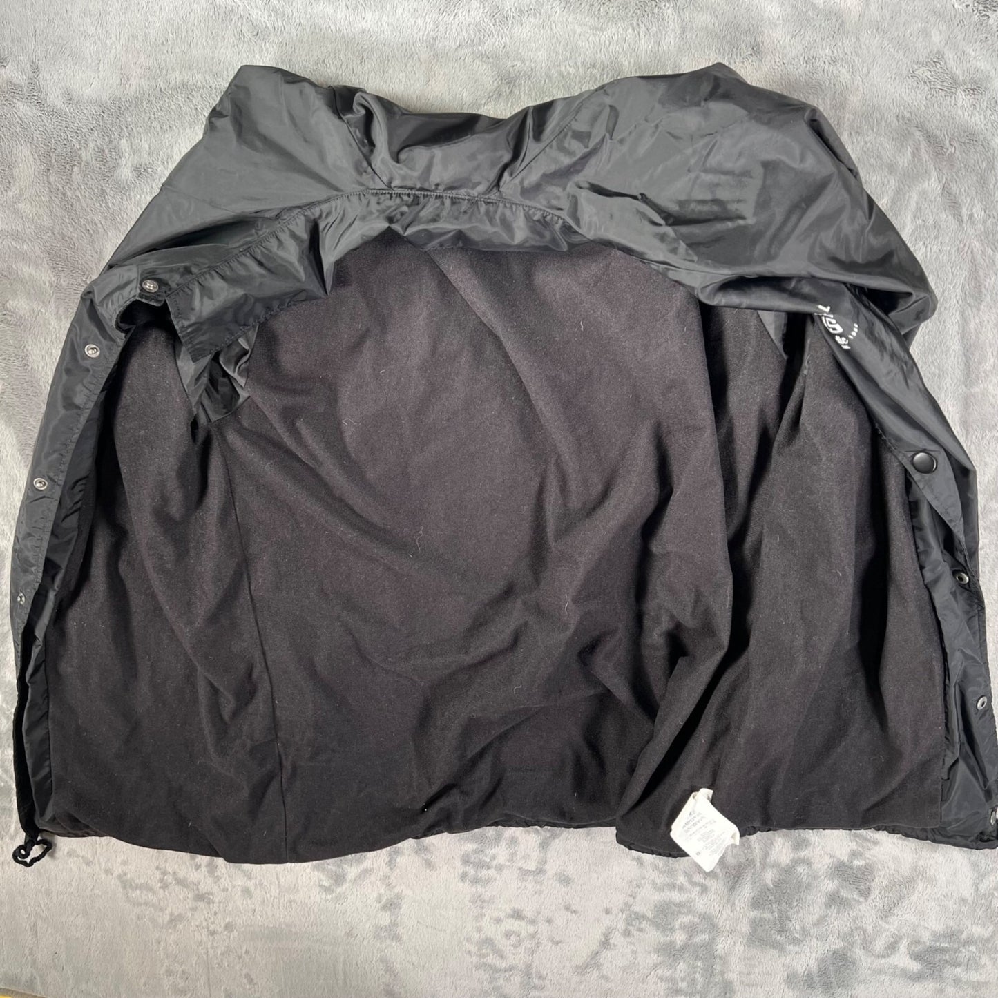 Vans Off The Wall Black Nylon Shell Lined Torrey Jacket (L)
