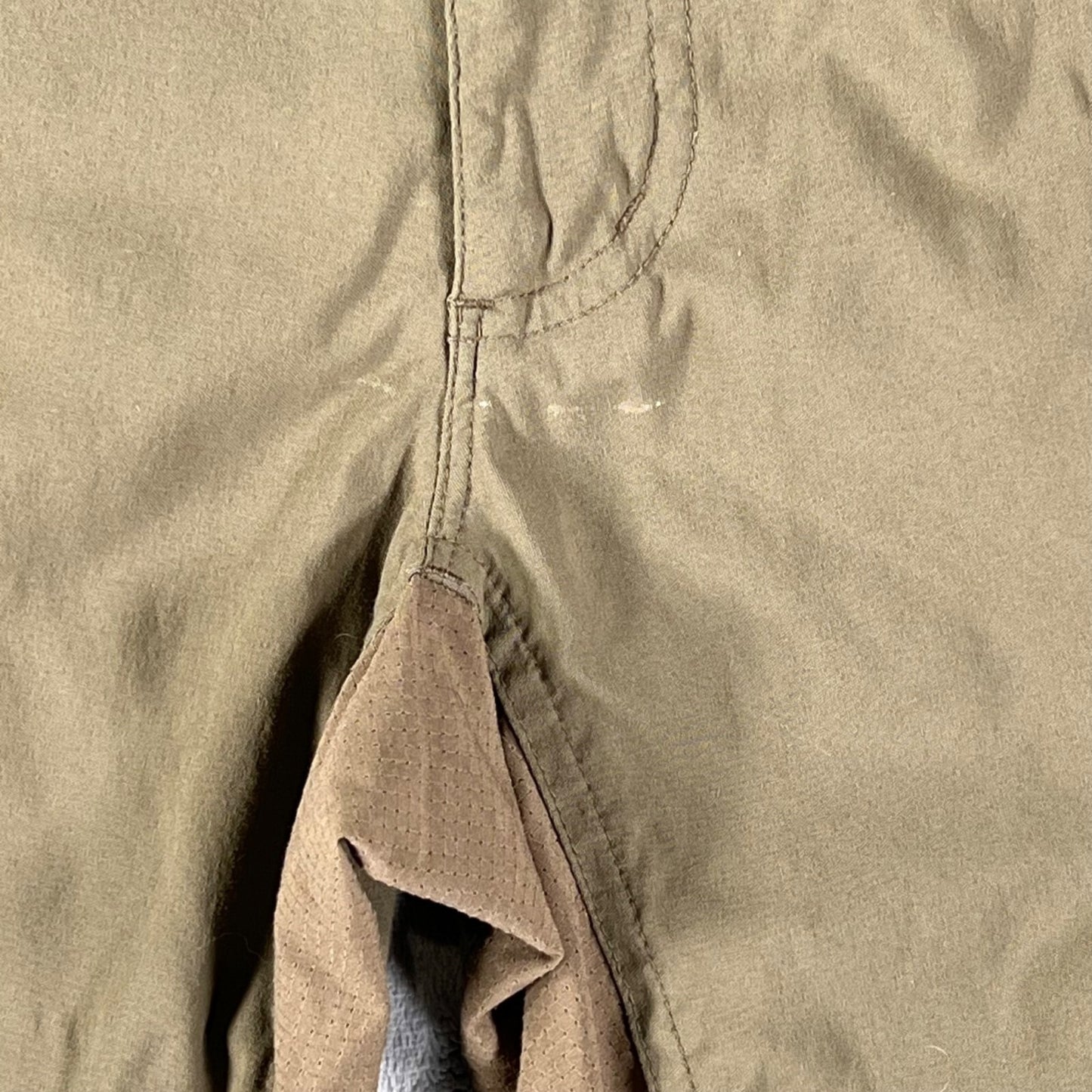 Marmot Men's Hiking/Outdoor Nylon Stretch 10.5" Inseam Khaki Shorts (30" Waist)