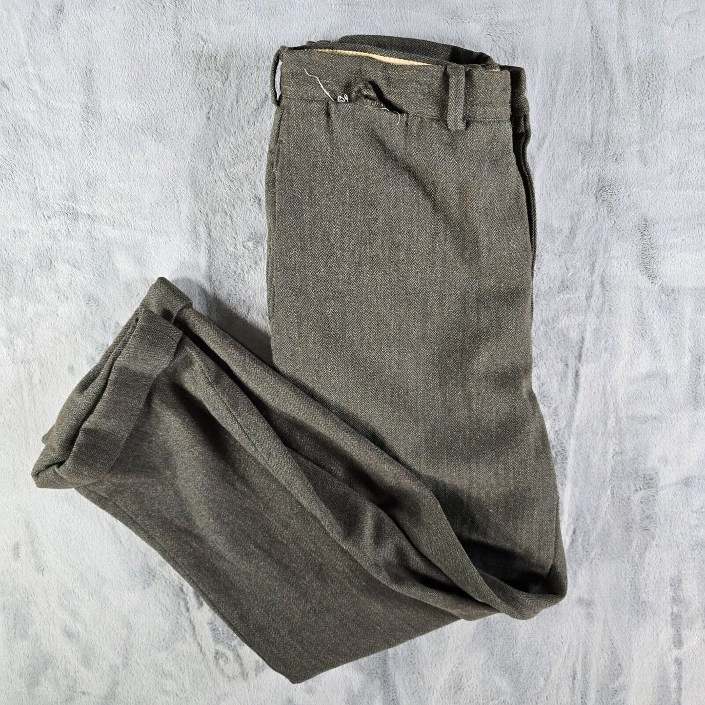 Vintage Late 1950s Hickey Freeman Green Herringbone Twill Wool Trousers (31x26)