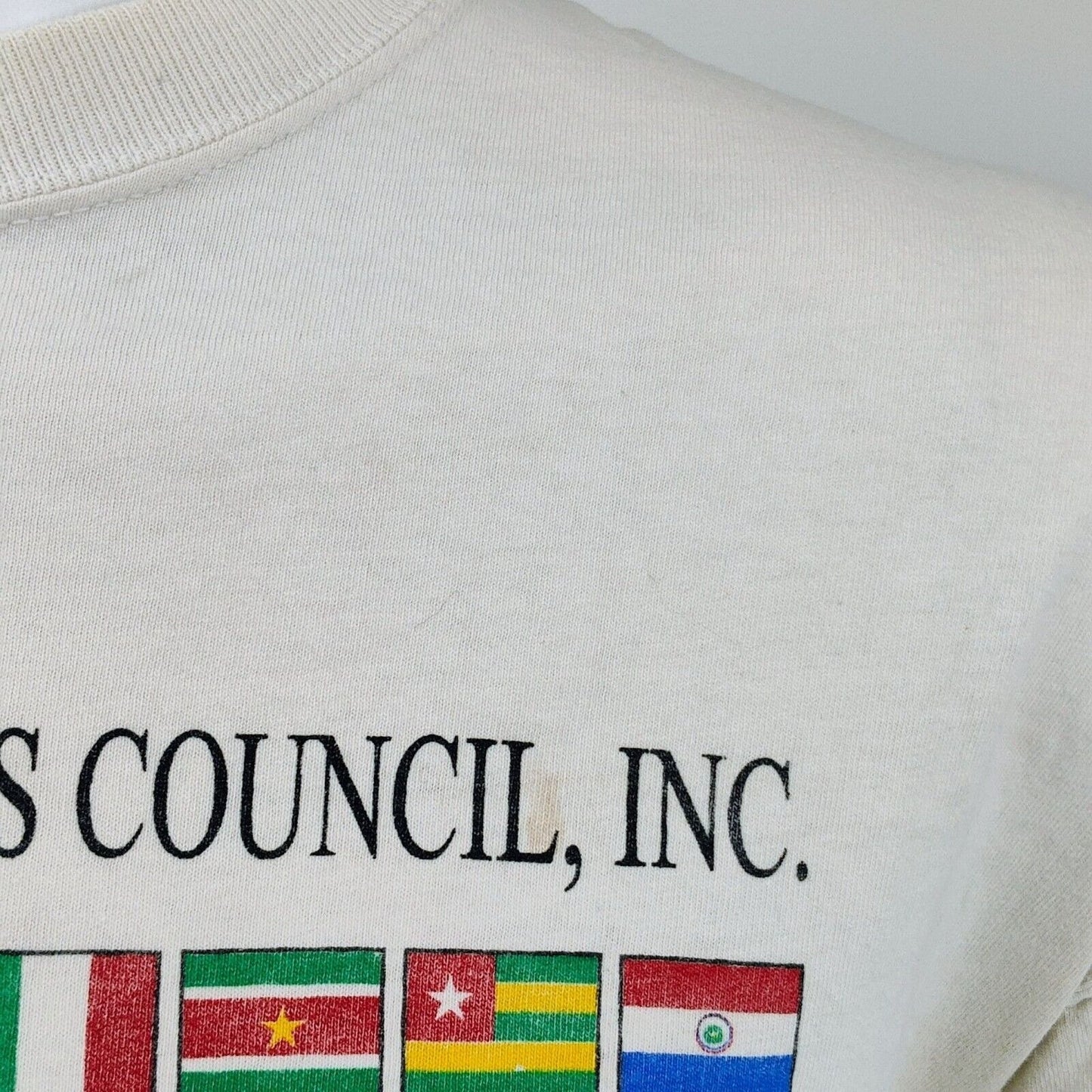 Vintage Fruit Of The Loom International Visitors Council Inc. Flags T-Shirt (XL)