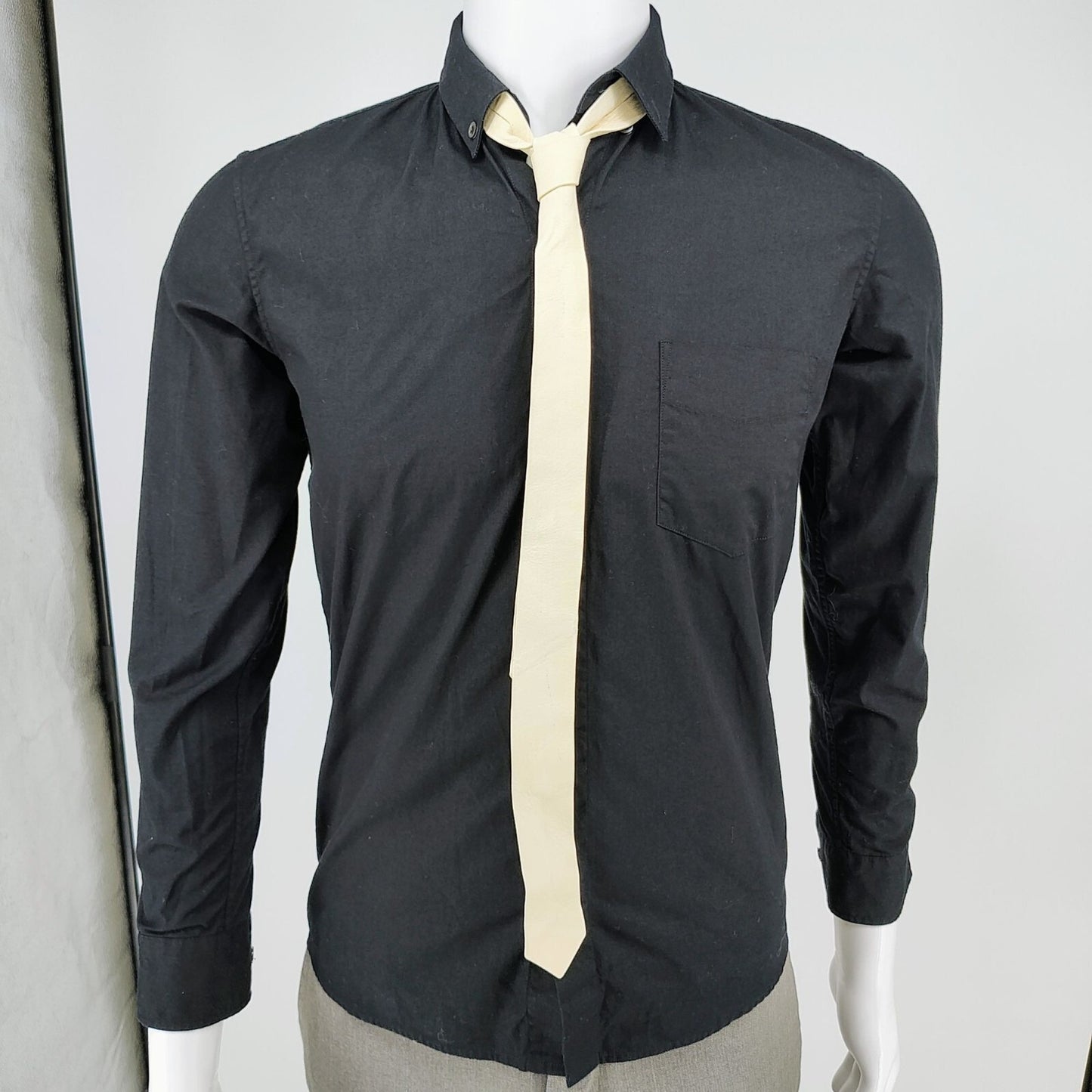 R13 2015 F/W Unisex Luxury Black Button-Down Shirt With Beige Leather Tie (XS)