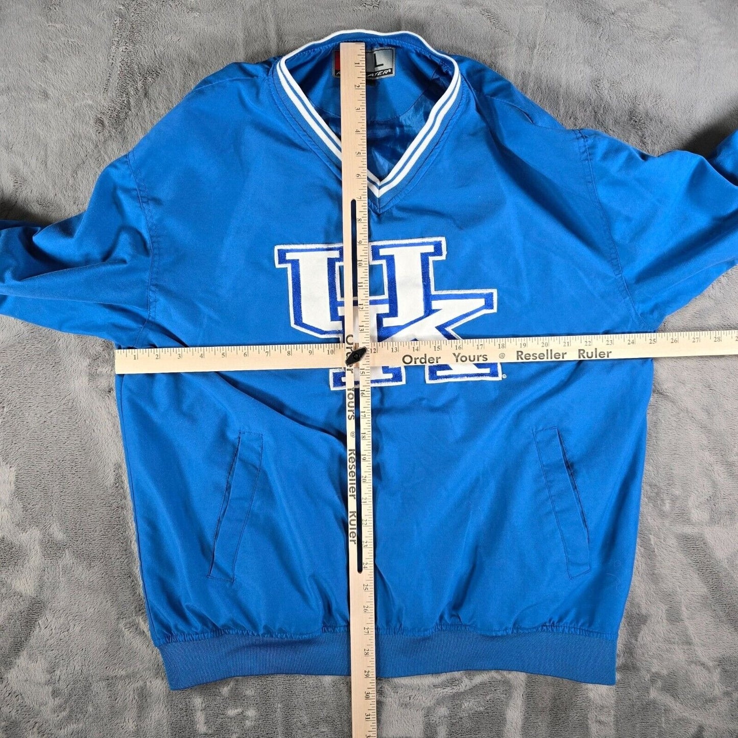 Vintage Y2K Pro Player UK Wildcats Blue and White Pullover Jacket (Large)