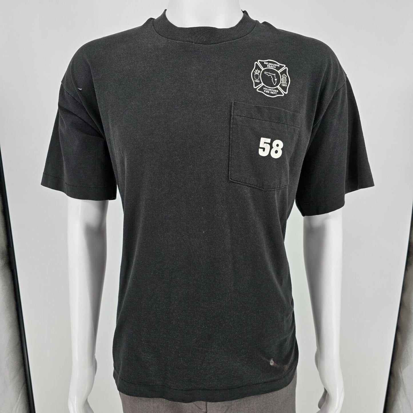 Vintage 1990s Melbourne Beach FL Volunteer Fire Department #58 T-Shirt (XL)