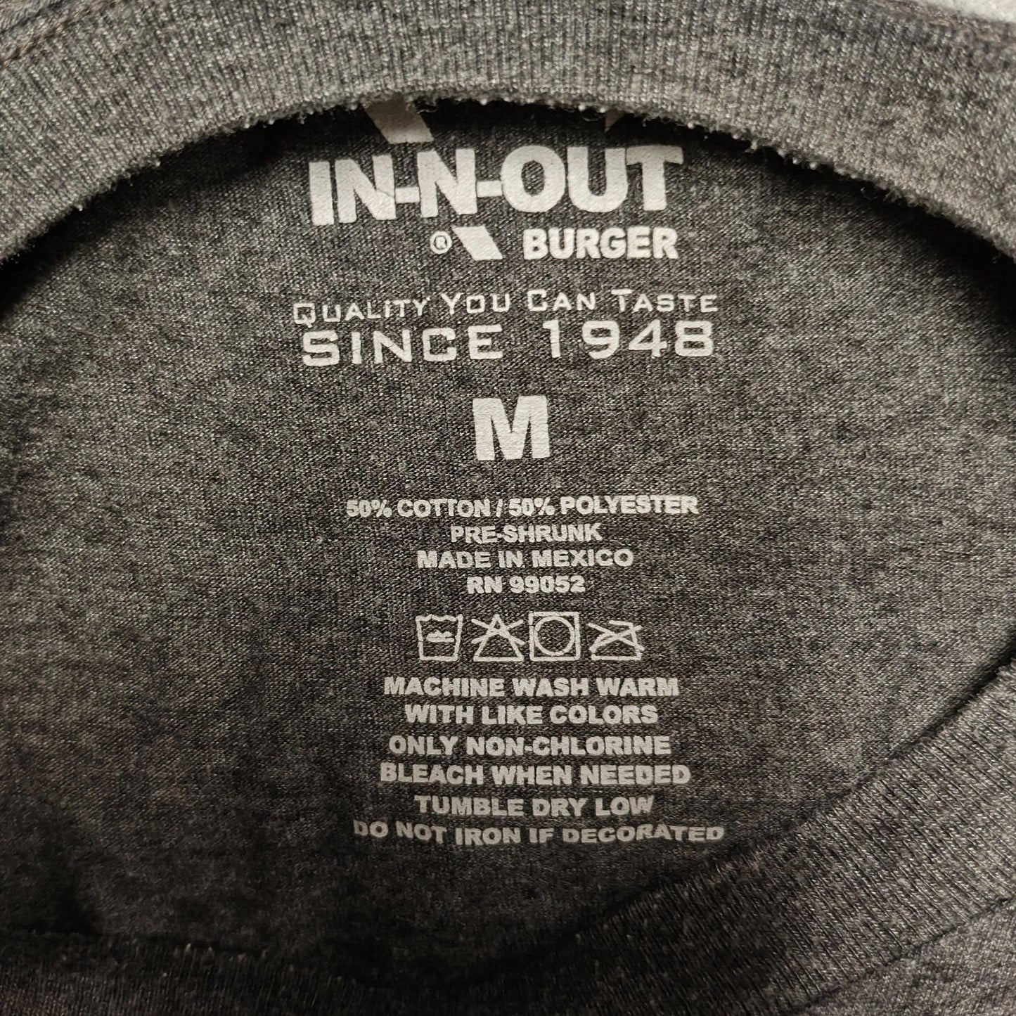 2015 In-N-Out Burger California Sean Ellingson "The Simple Things" T-Shirt (M)