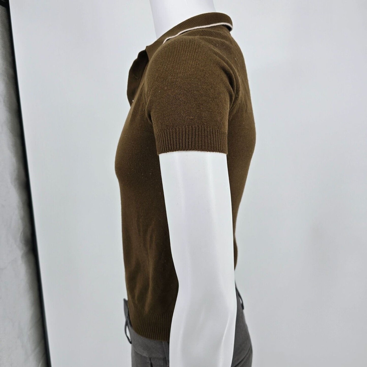 Vintage 1960s Mod Brown Knit Short Sleeve Contrast Trim Polo Shirt (XXS)