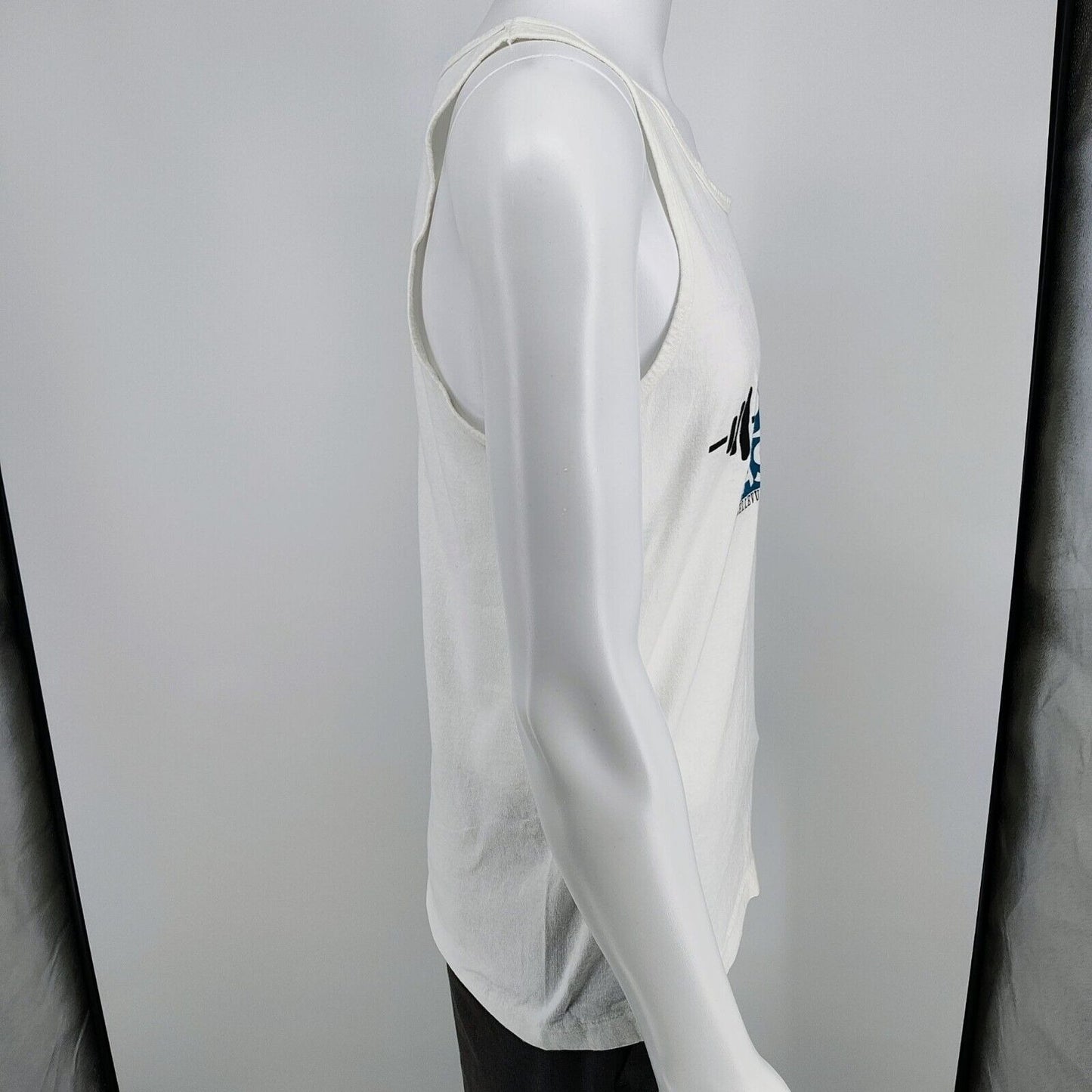 Vintage 1990s Made in USA "Body Basics Bellevue, Kentucky" White Tank Top (M)