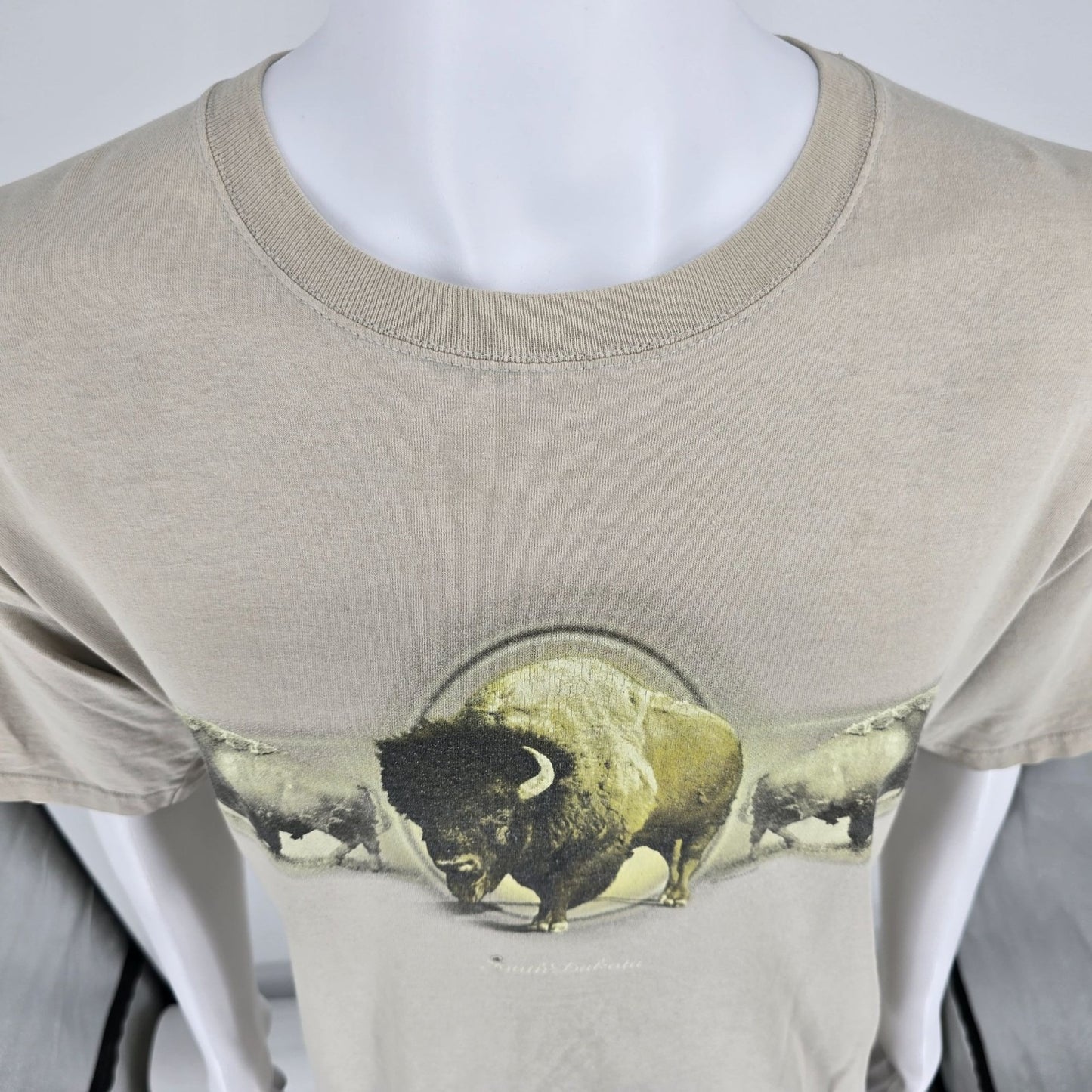 Vintage 2000s Anvil Silkmasters South Dakota Bison Wildlife T-Shirt (2XL)