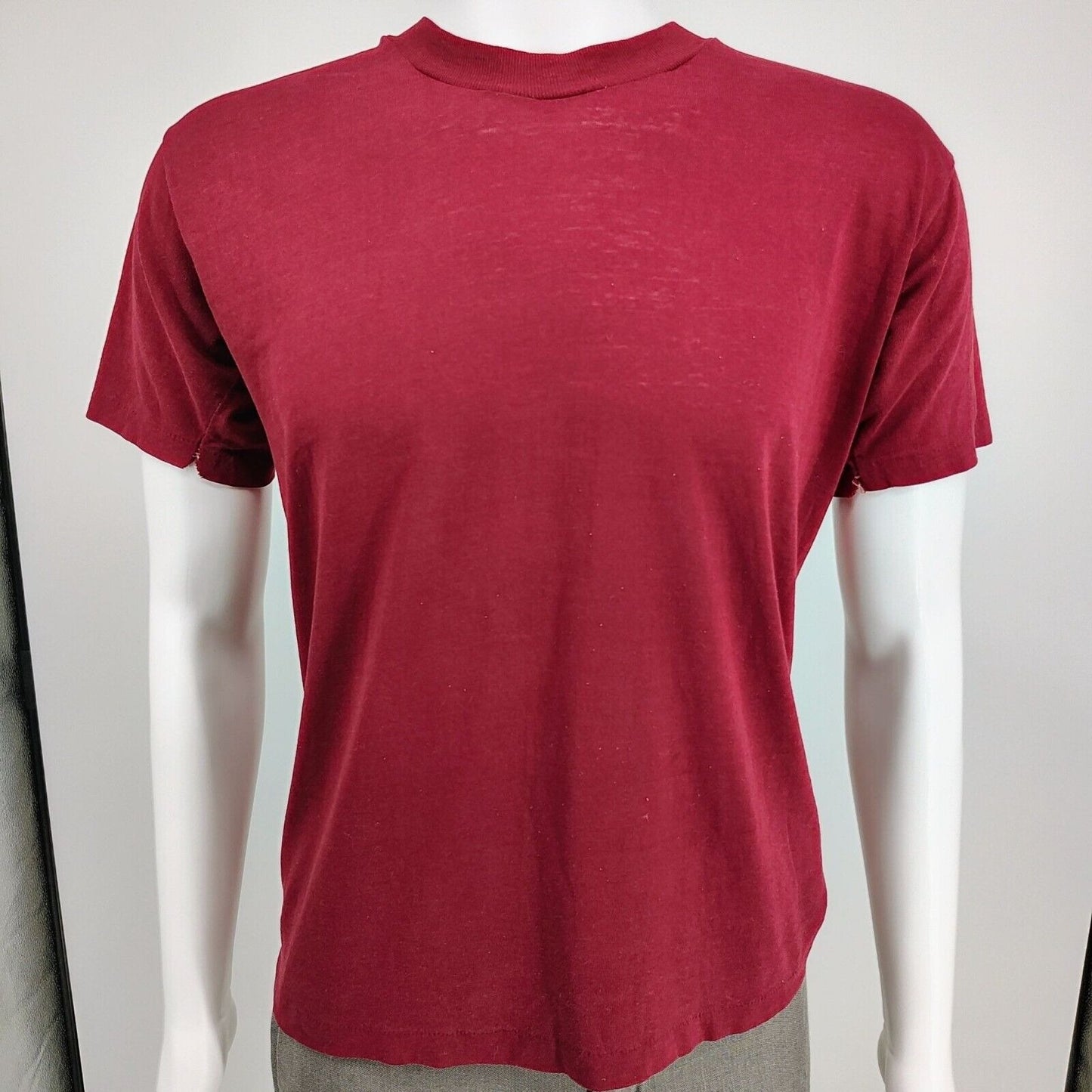 Vintage Red Single Stitch Blank Crewneck Short Sleeve T-Shirt (M) *Thrashed*
