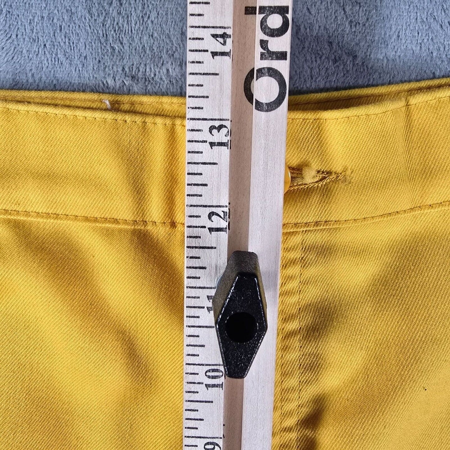 Vintage Levi's 1980 Olympic Games Team USA Women's Yellow Pants (Size 6 29x32)